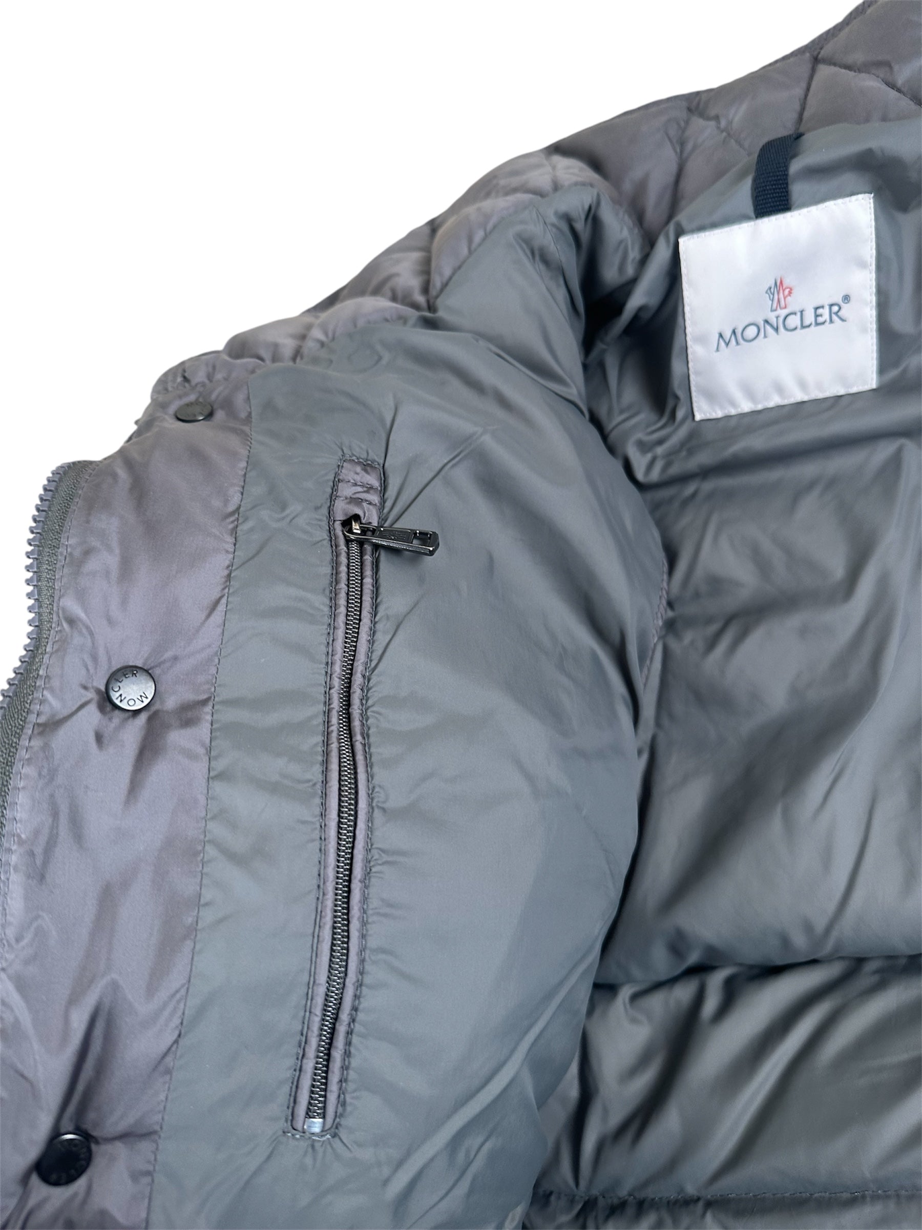 Moncler Vest Leonardo Grey