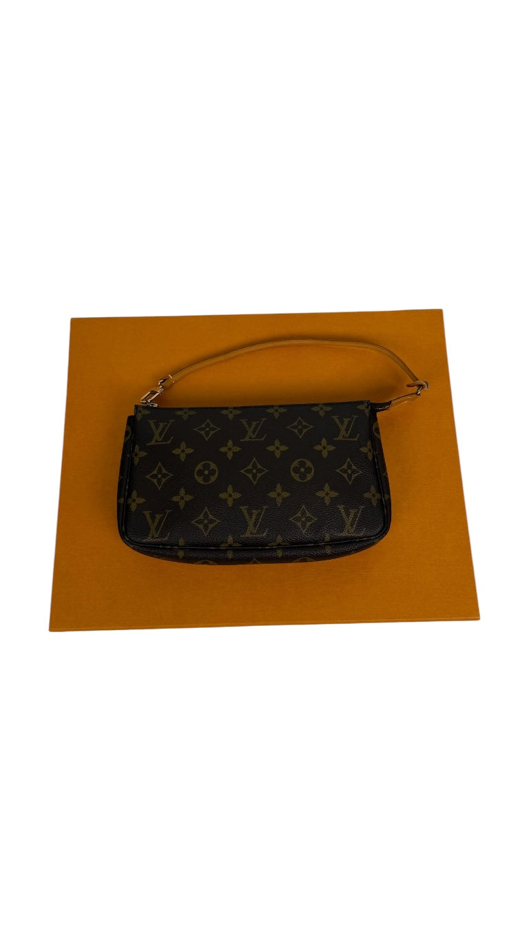 Louis Vuitton Pochette Accessoires