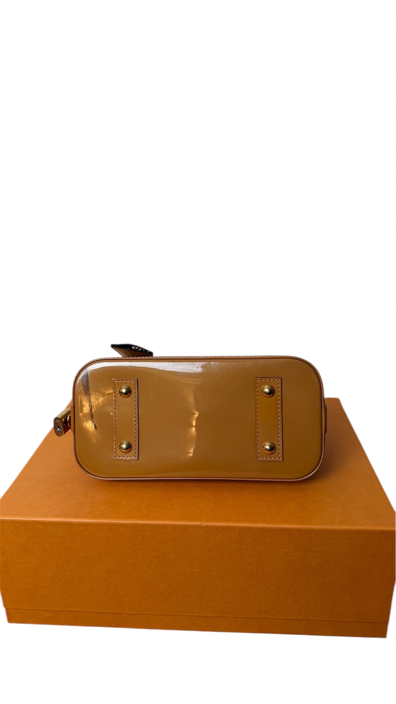 Louis Vuitton Alma BB