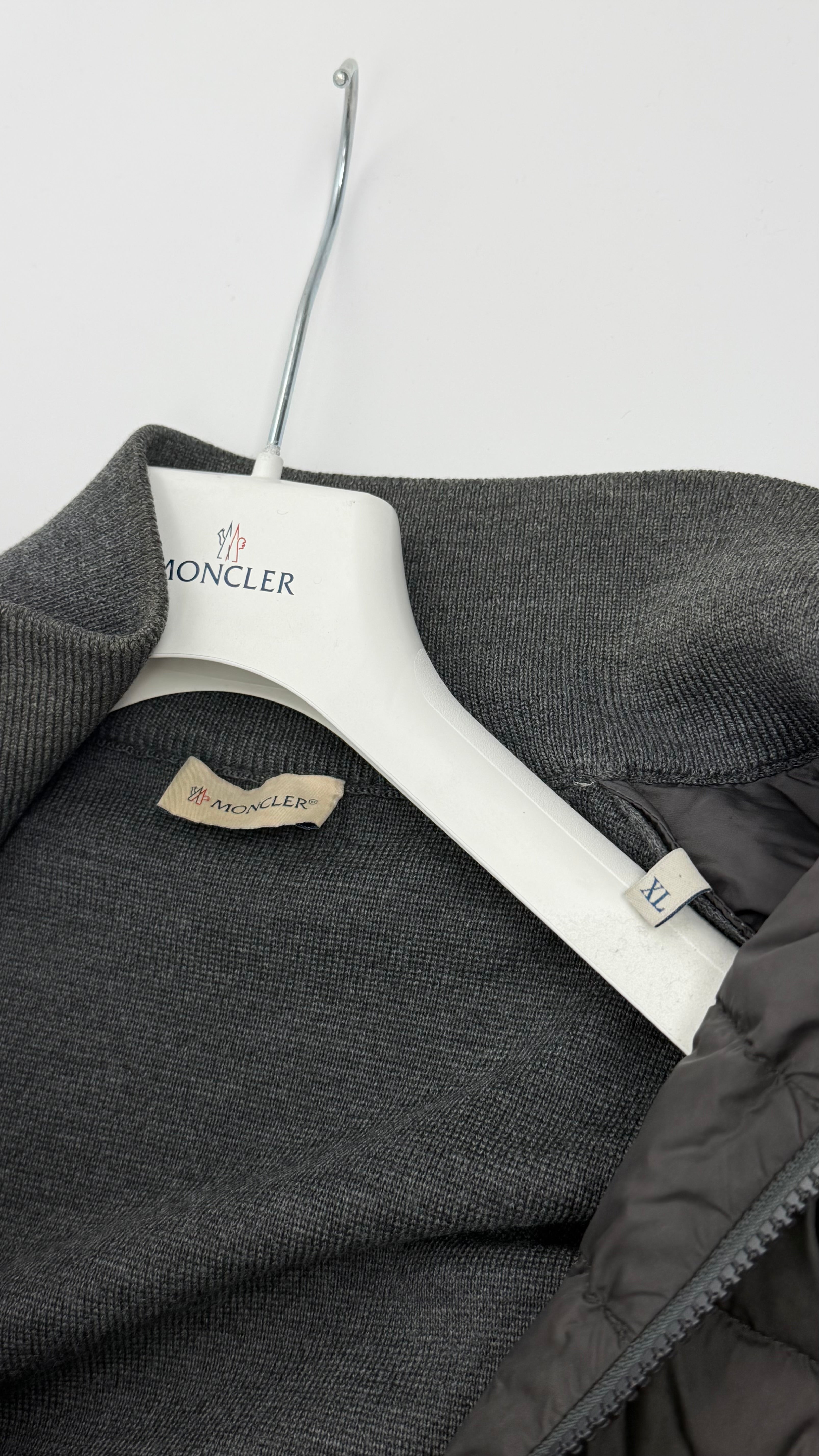 Moncler Tricot Cardigan Grey (L)