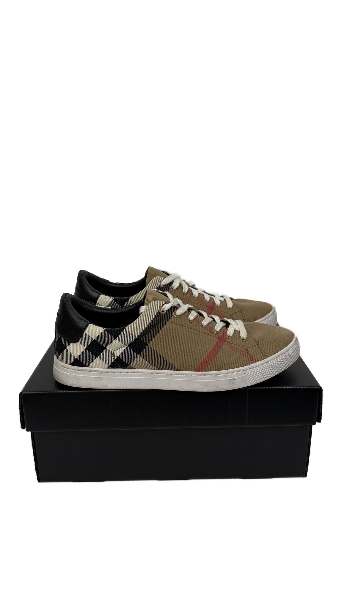Burberry Classic Checked Monogram Sneakers / 46