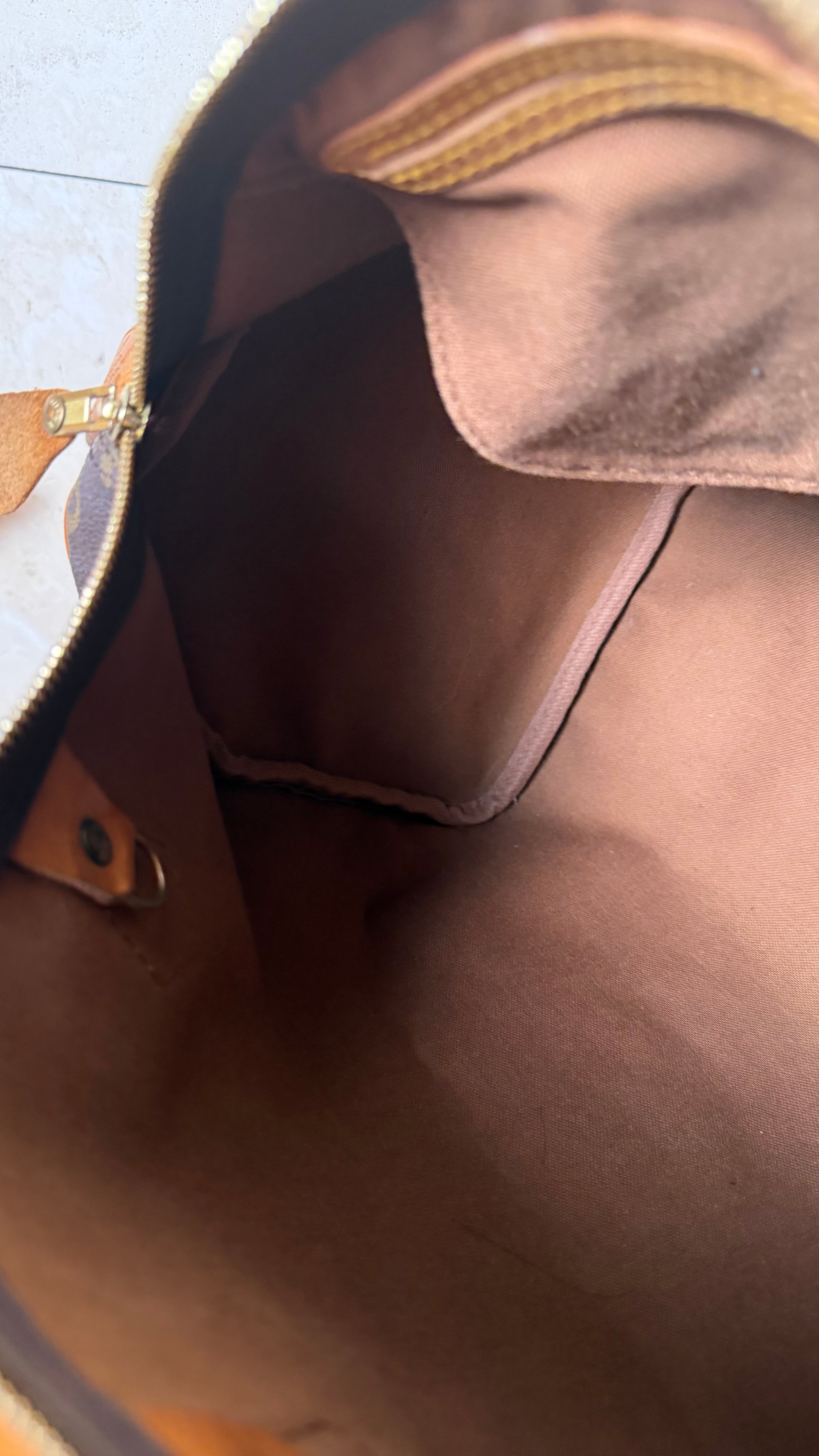 Louis Vuitton Speedy 35