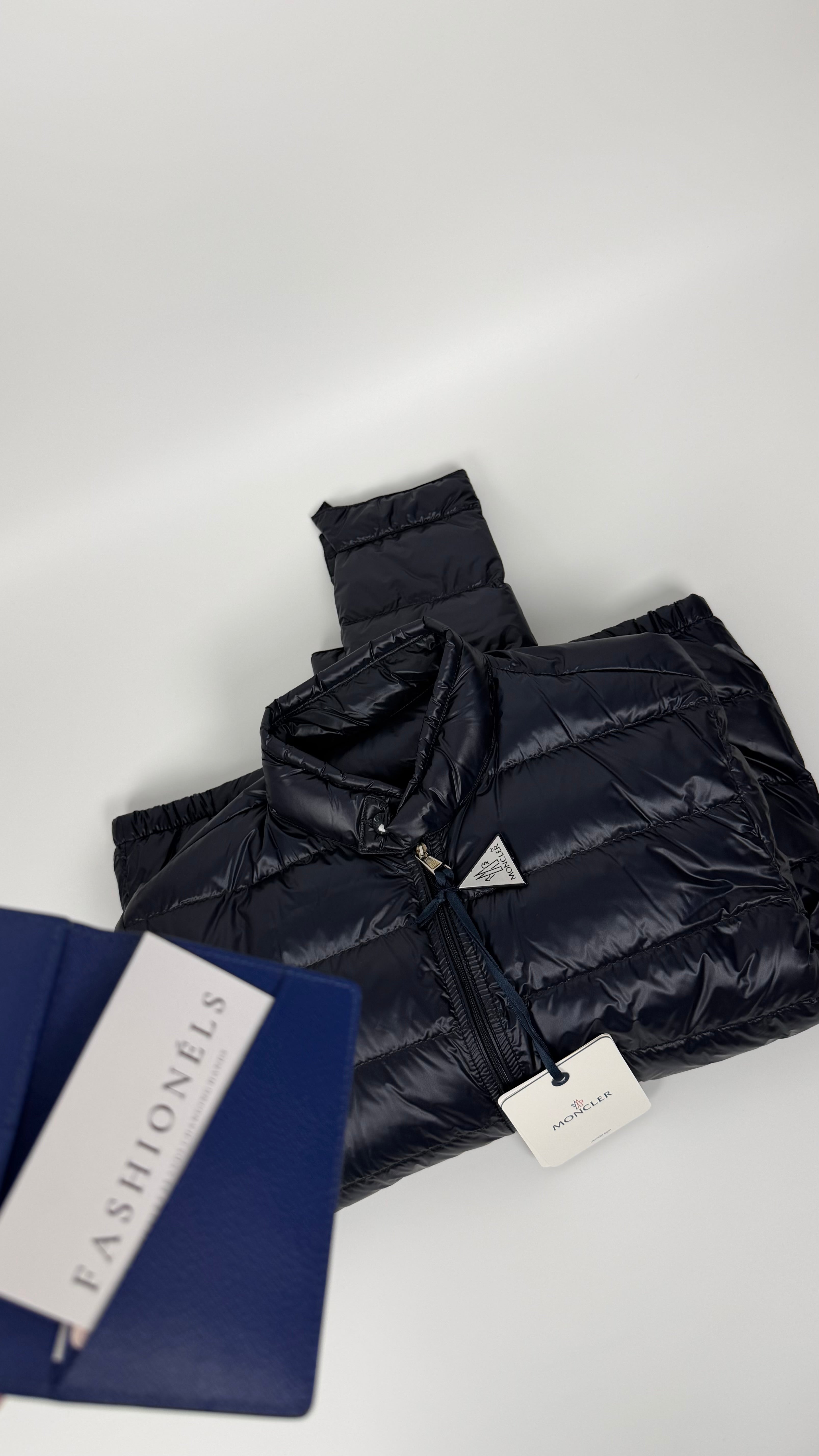 Moncler Acorus Jacket Navy Blue (M)
