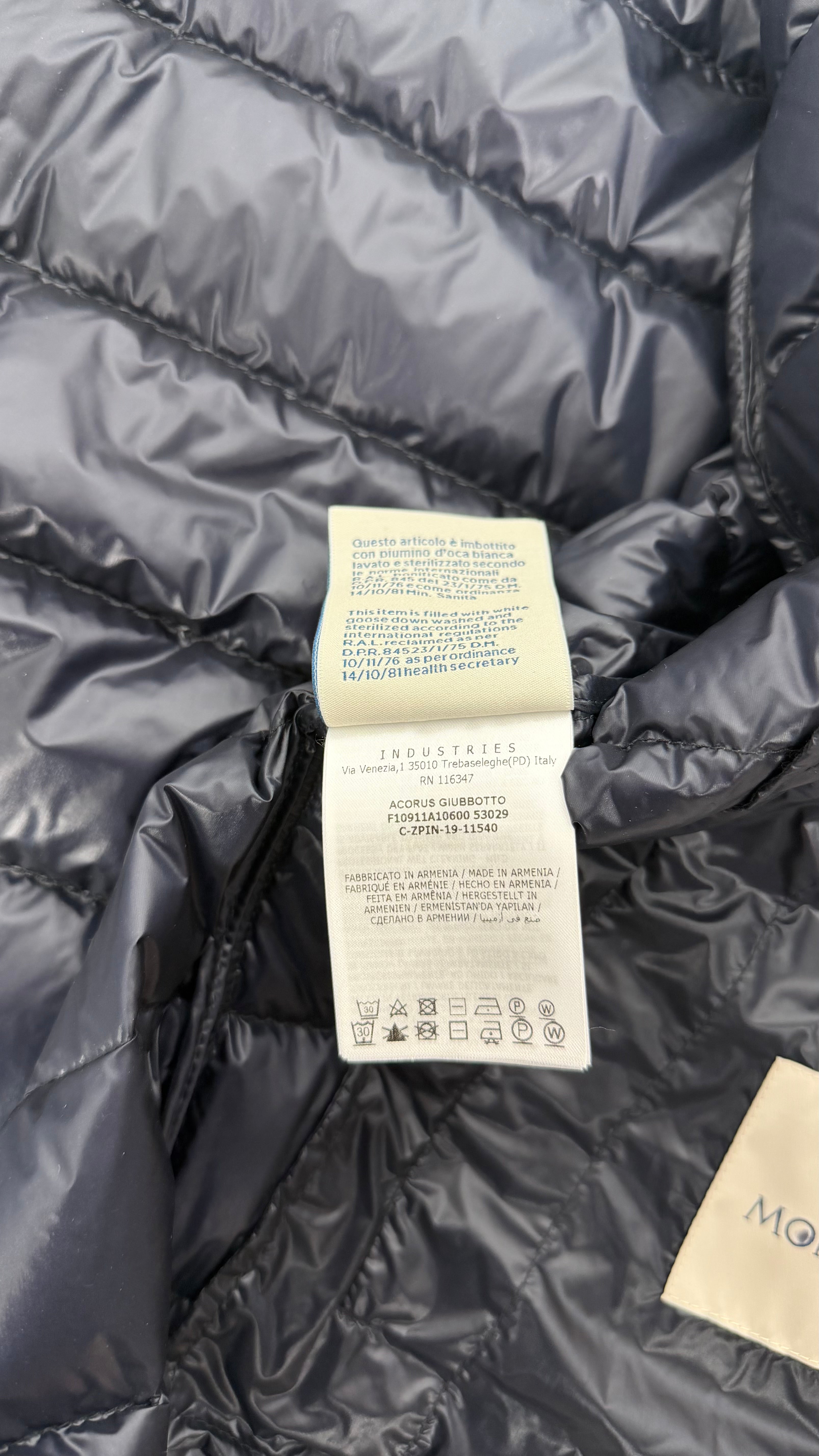 Moncler Acorus Jacket Navy Blue (M)