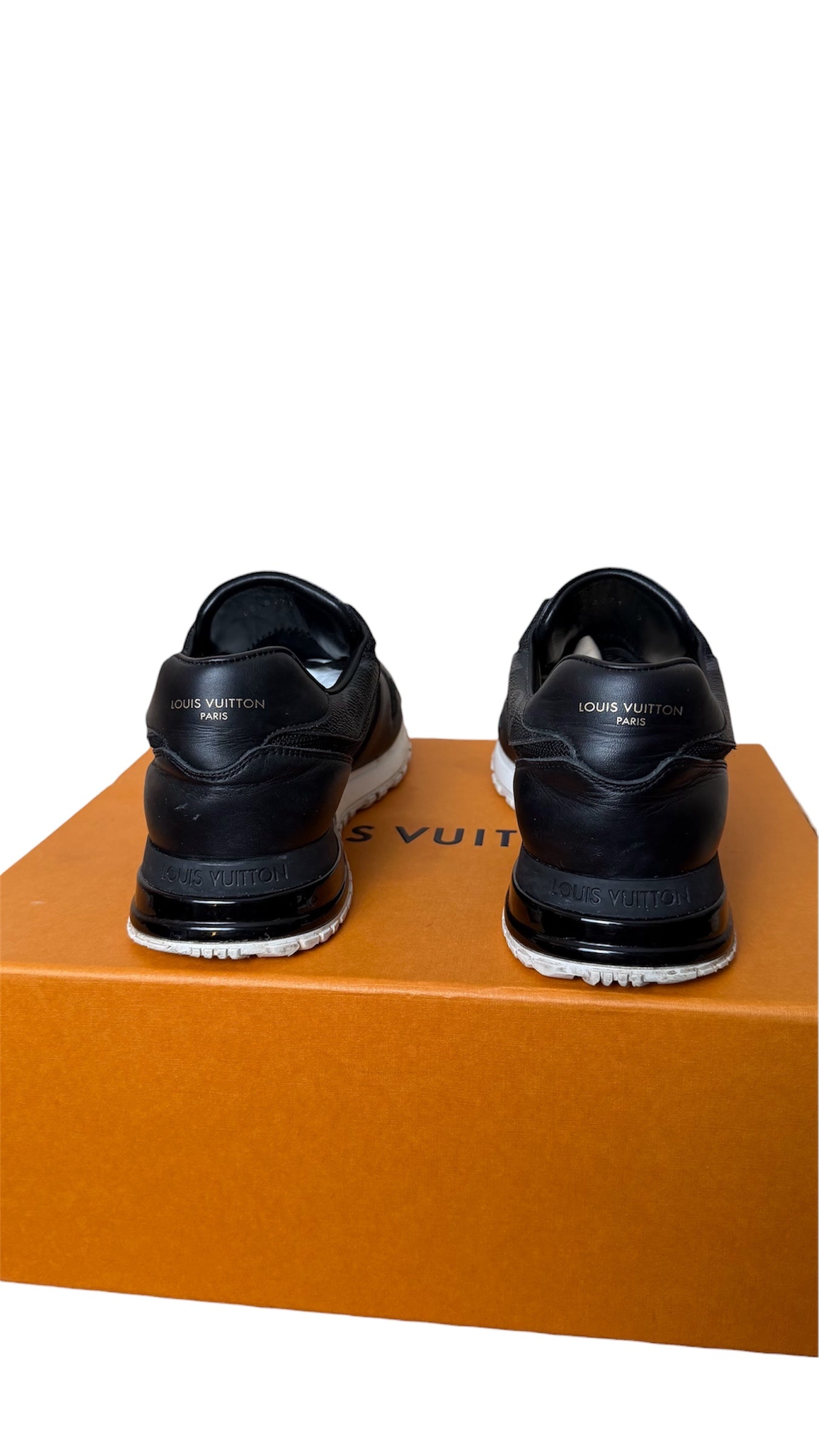 Louis Vuitton Run Away Black