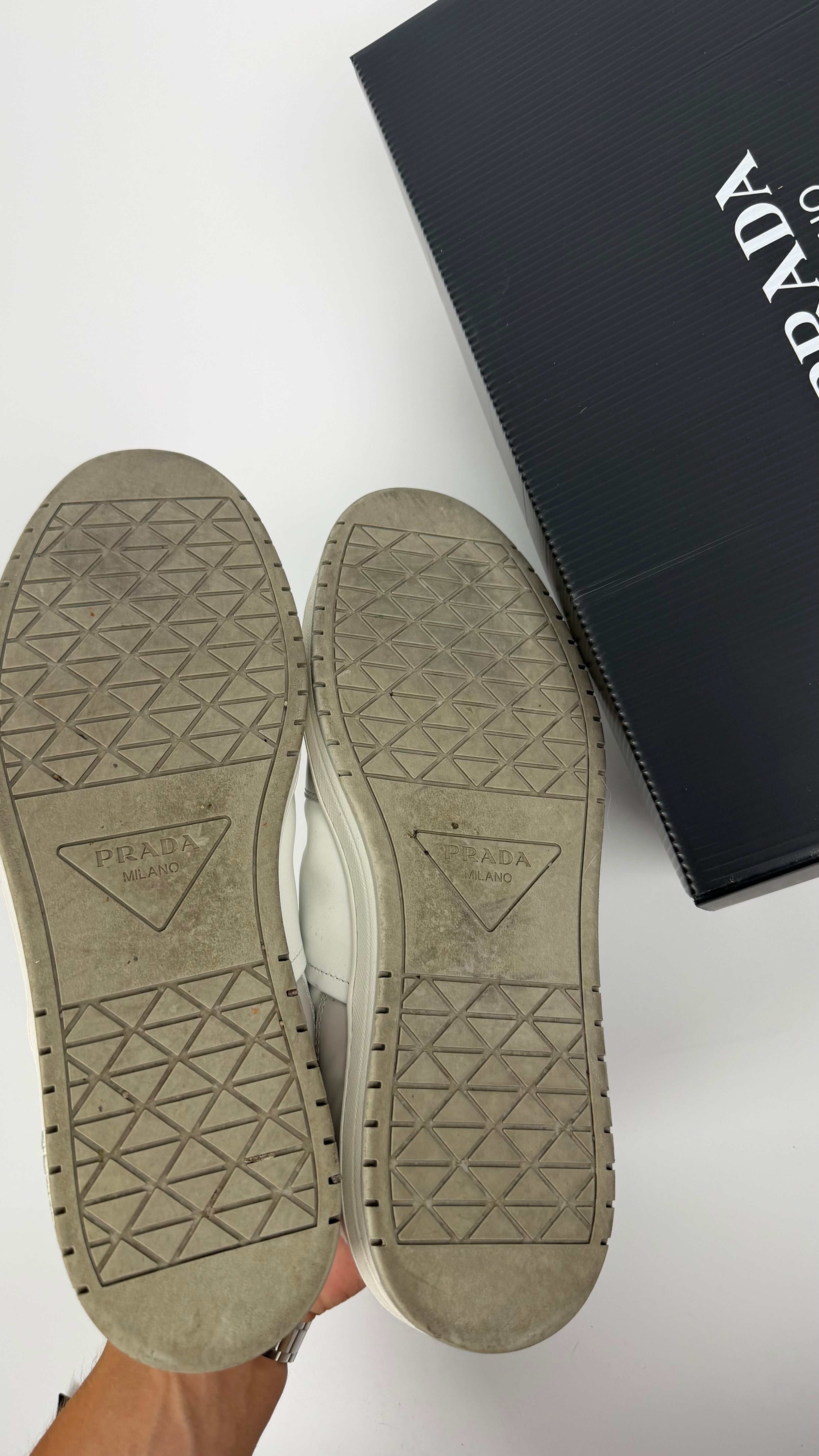 Prada Logo Sneakers (43)