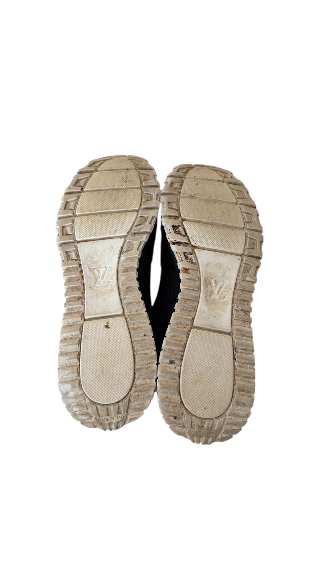 Louis Vuitton Run Away Black