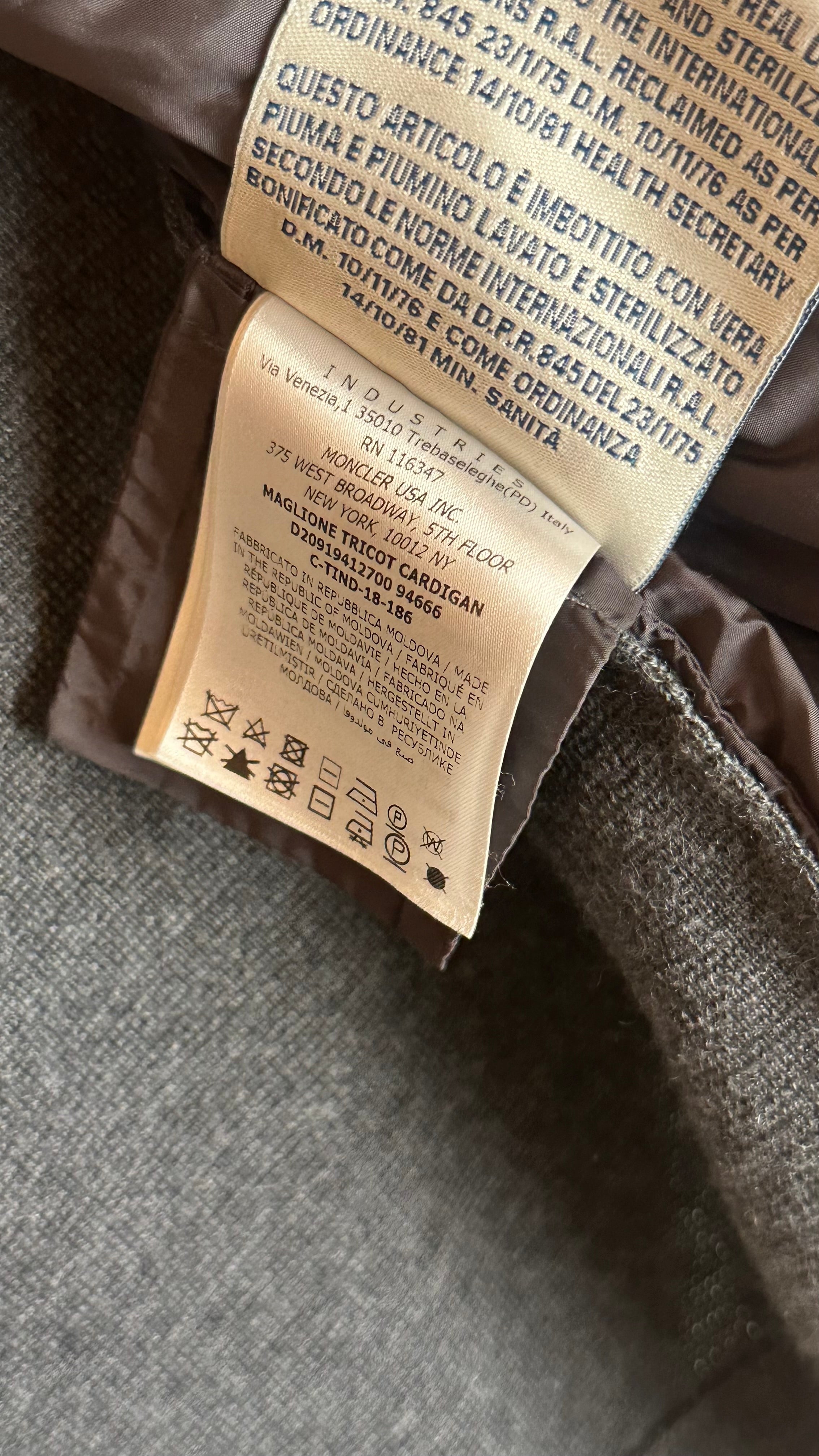 Moncler Cardigan Grey