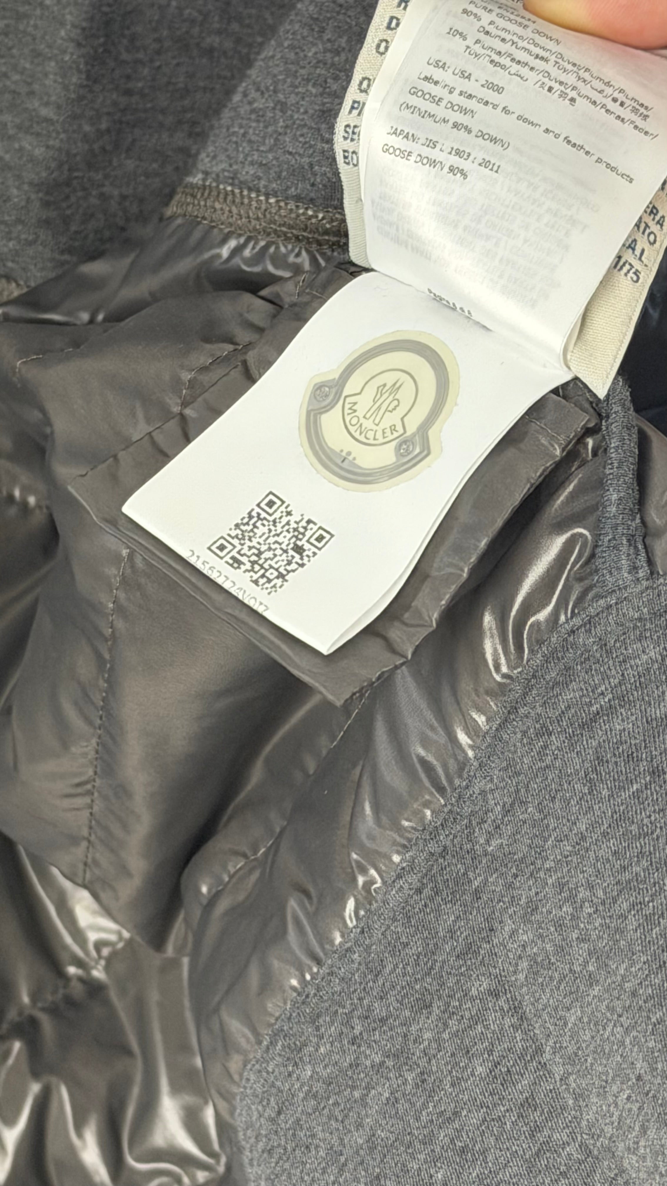 Moncler Tricot Cardigan Grey (L)