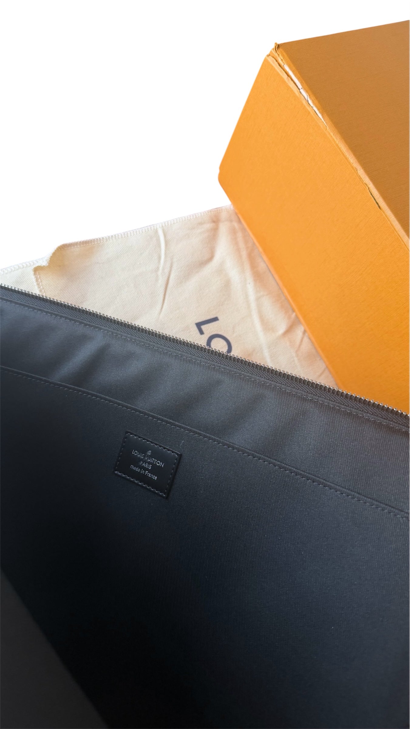 Louis Vuitton Damier Lap top case