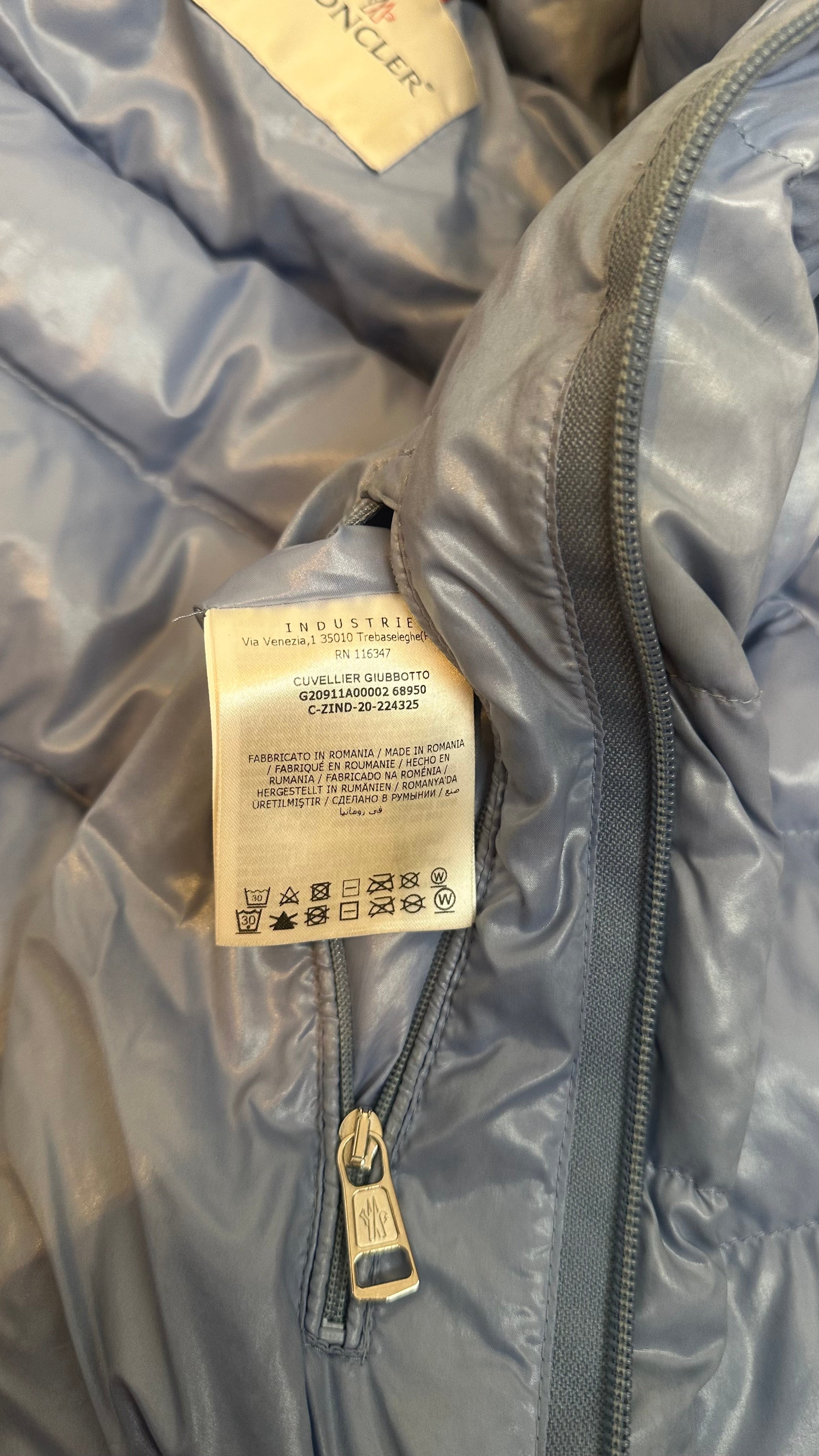 Moncler Cuvellier downjacket