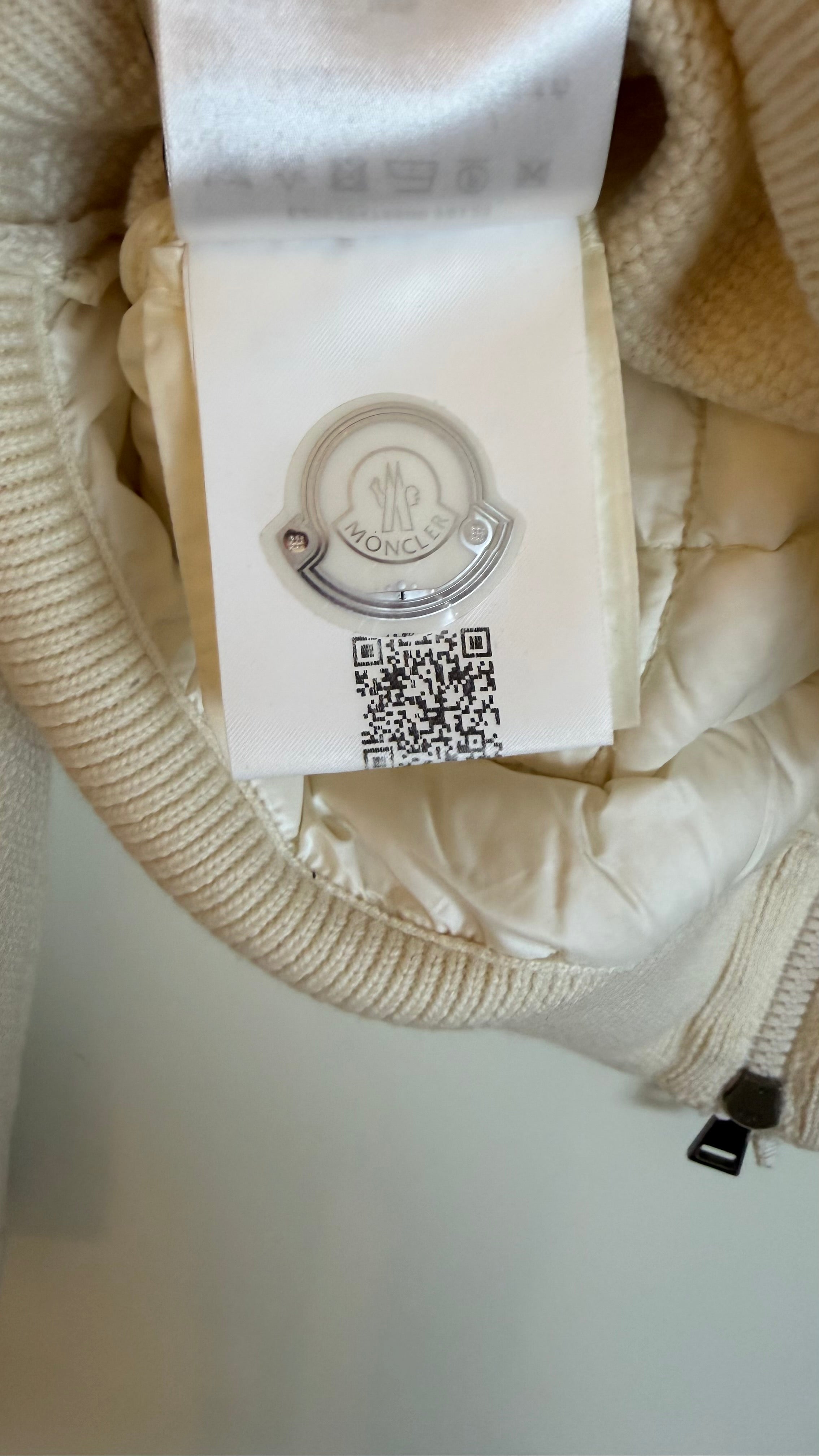 Moncler Cardigan Tricot (M)