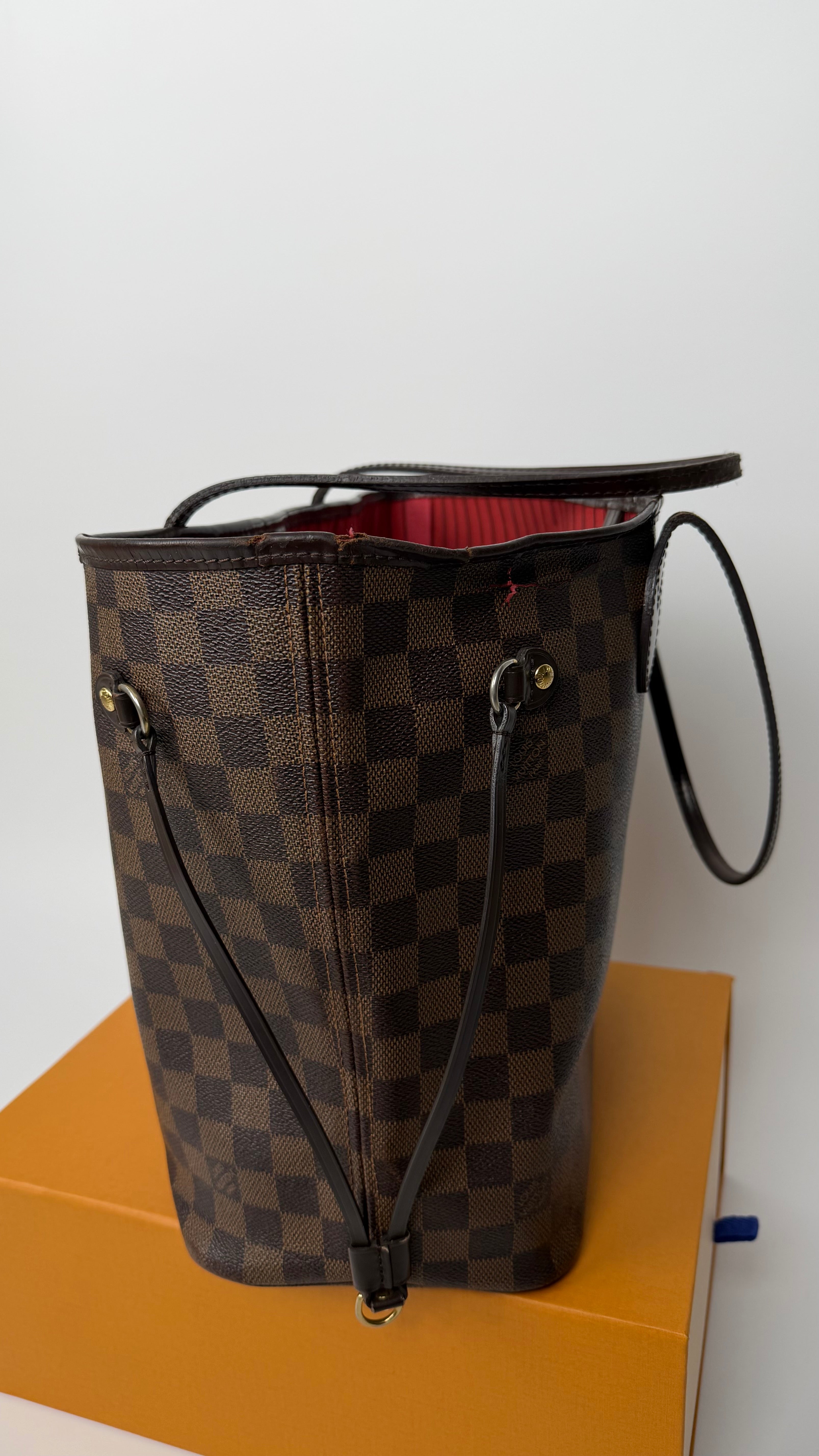 Louis Vuitton Neverfull MM Damier