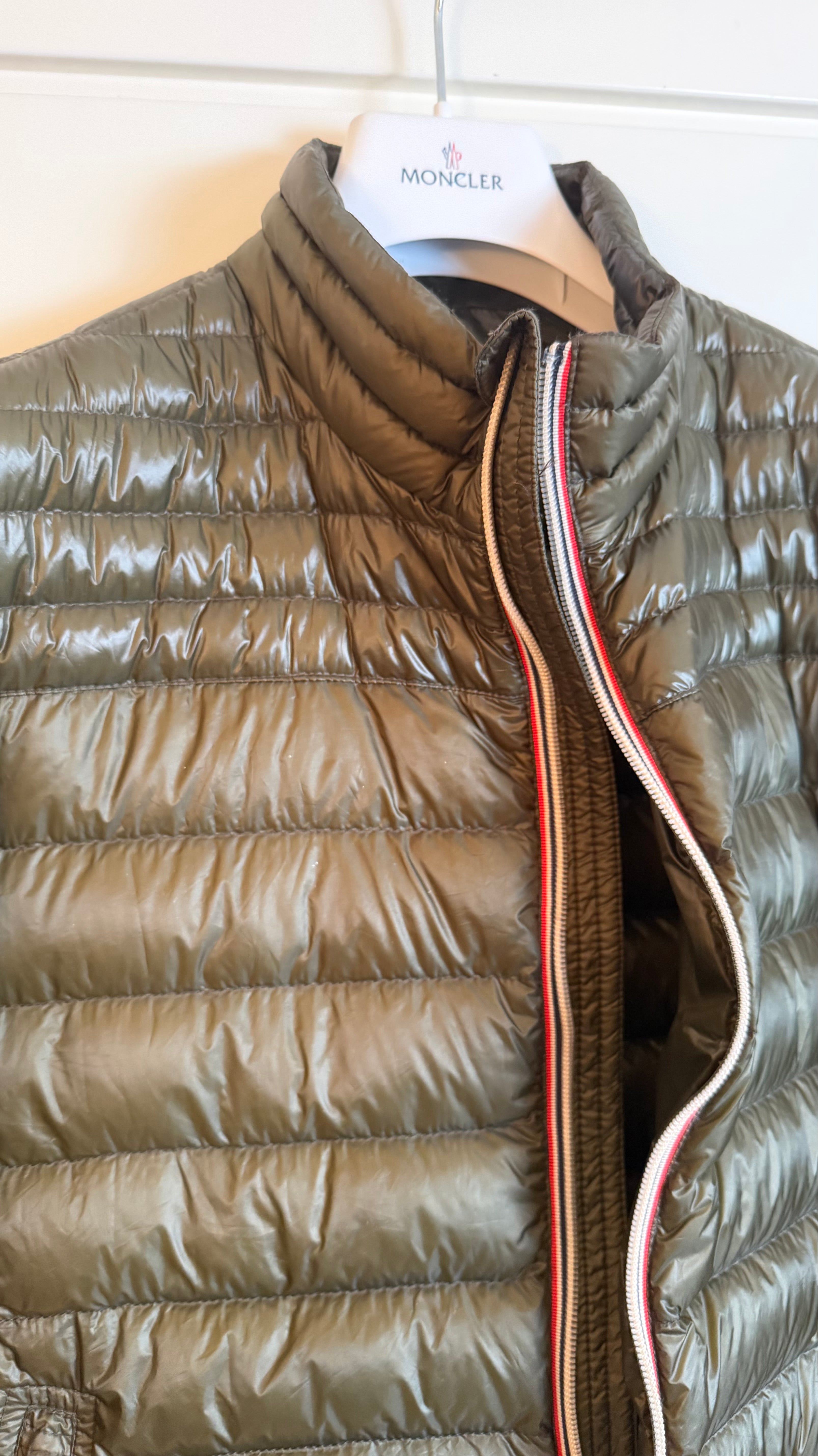 Moncler Daniel Olive Green
