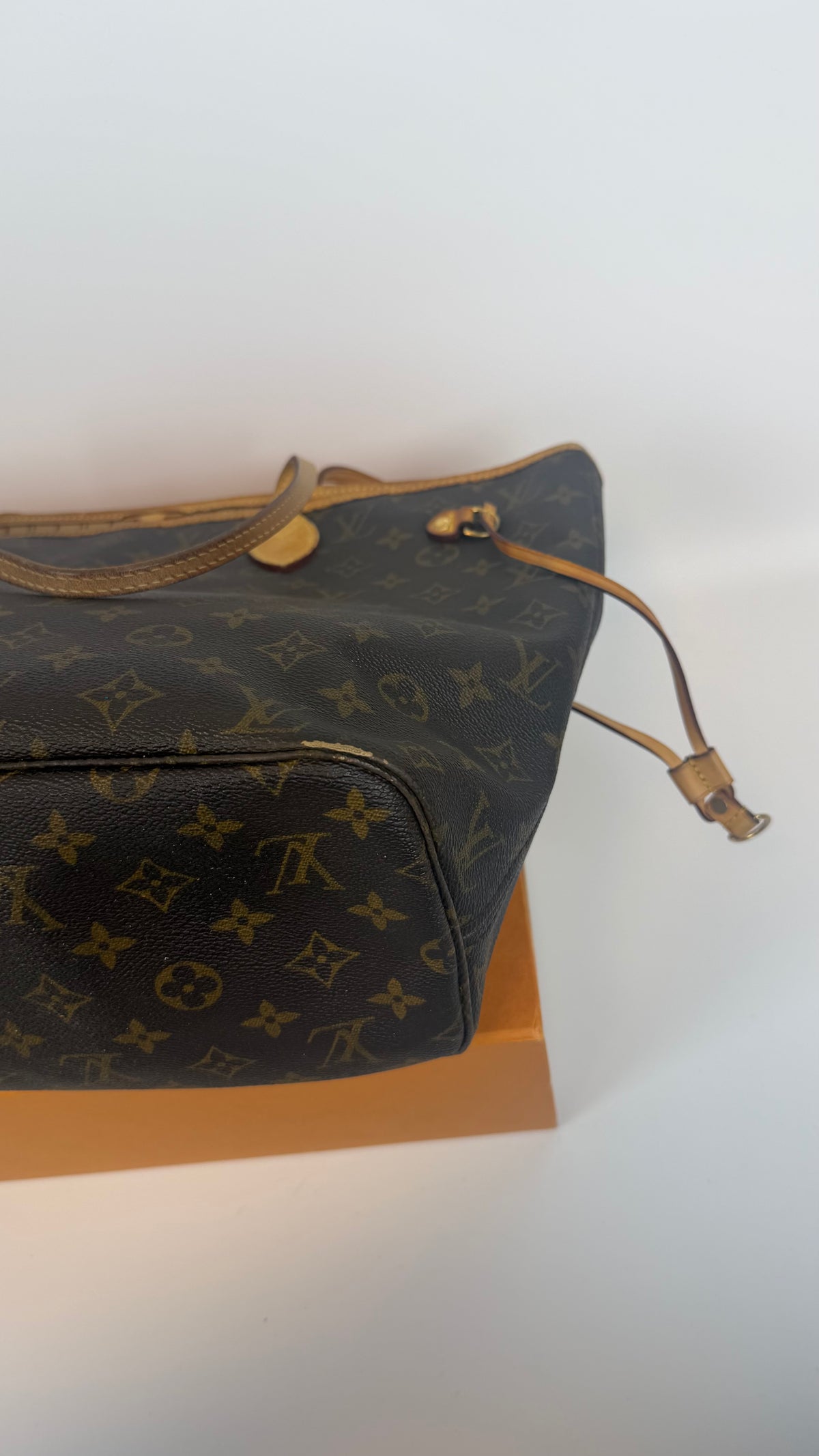 Louis Vuitton Neverfull MM Classic
