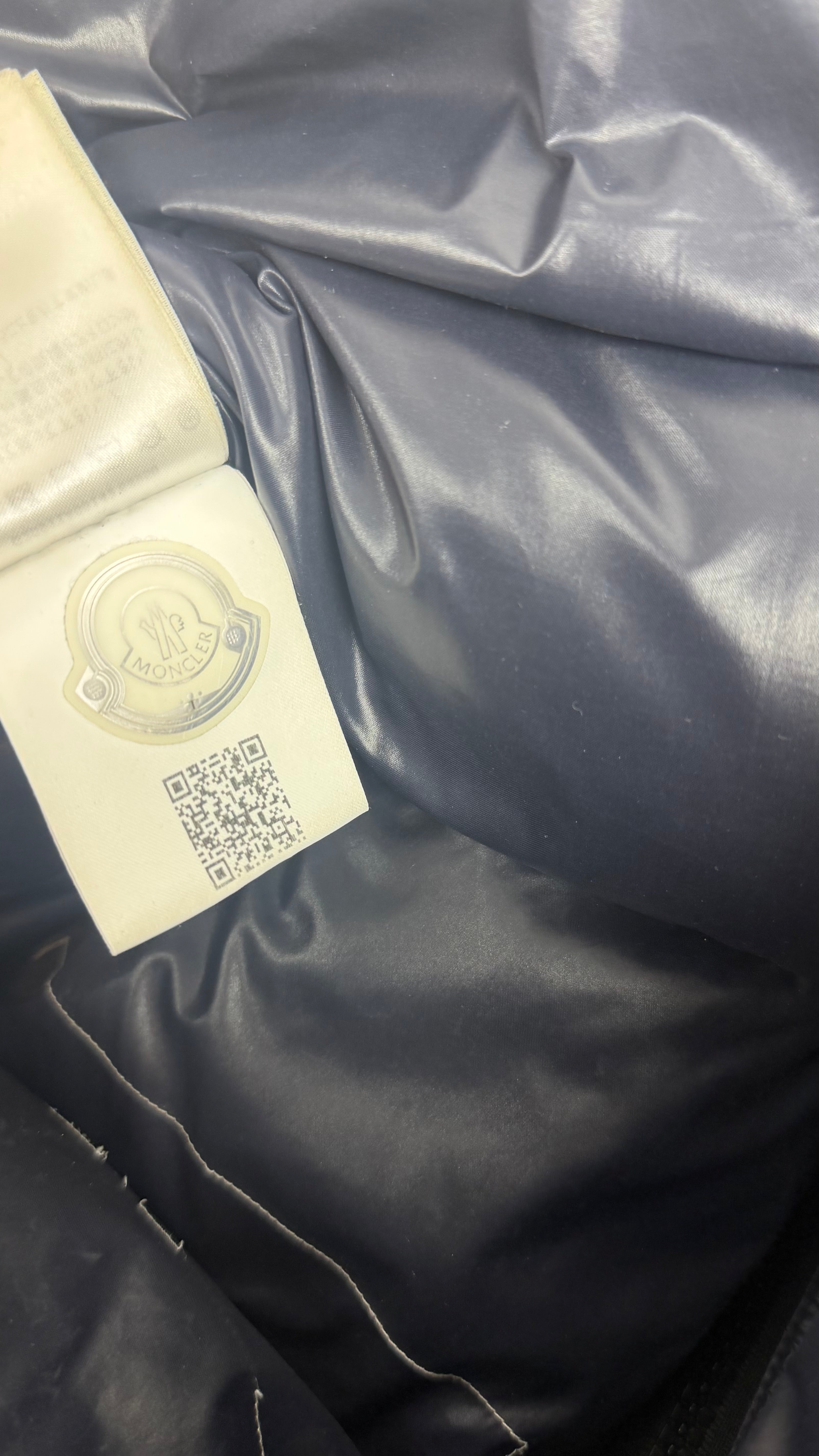 Moncler Mountbiliard Jacket Navy (2)