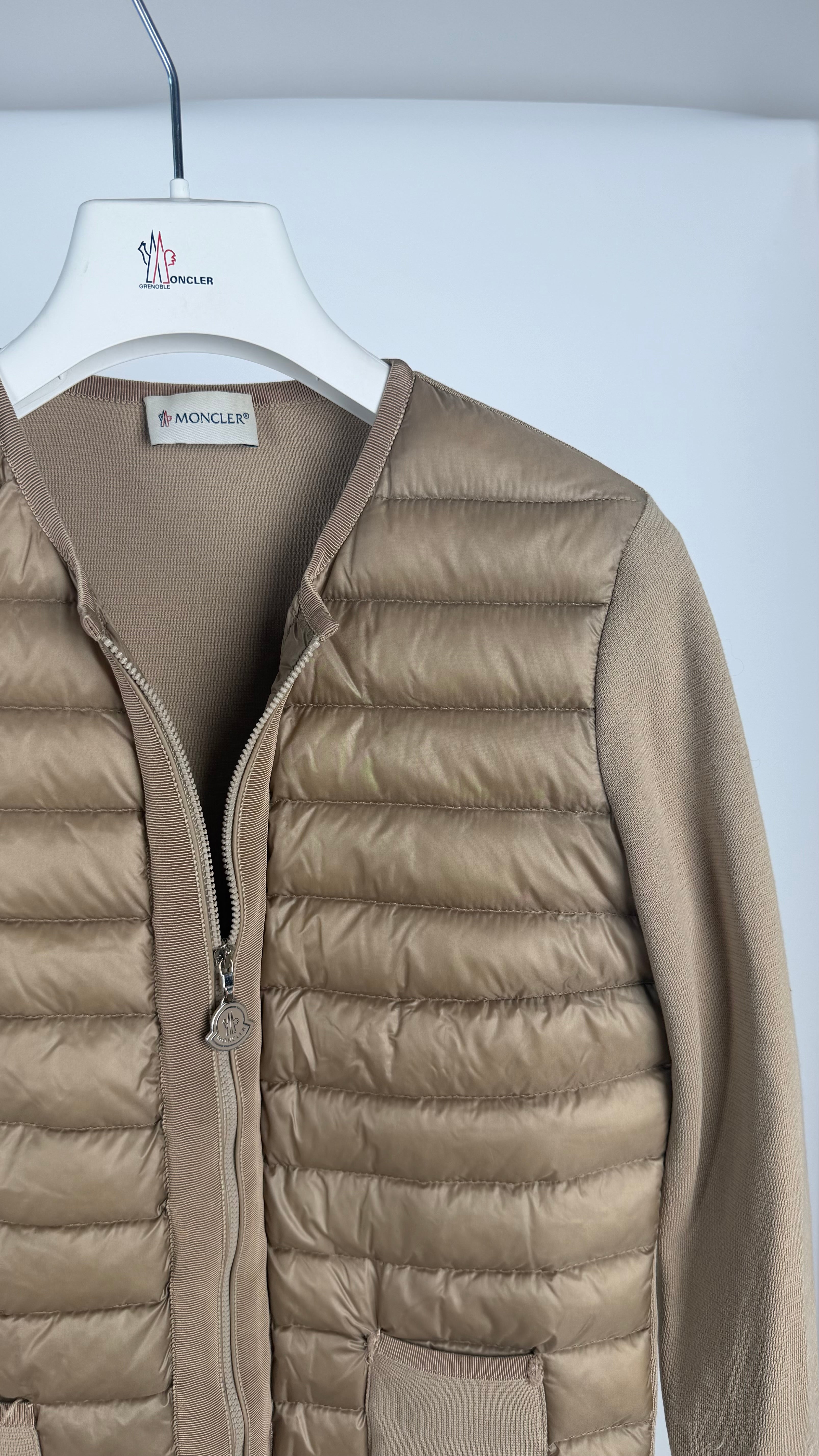 Moncler Cardigan Beige (XS)