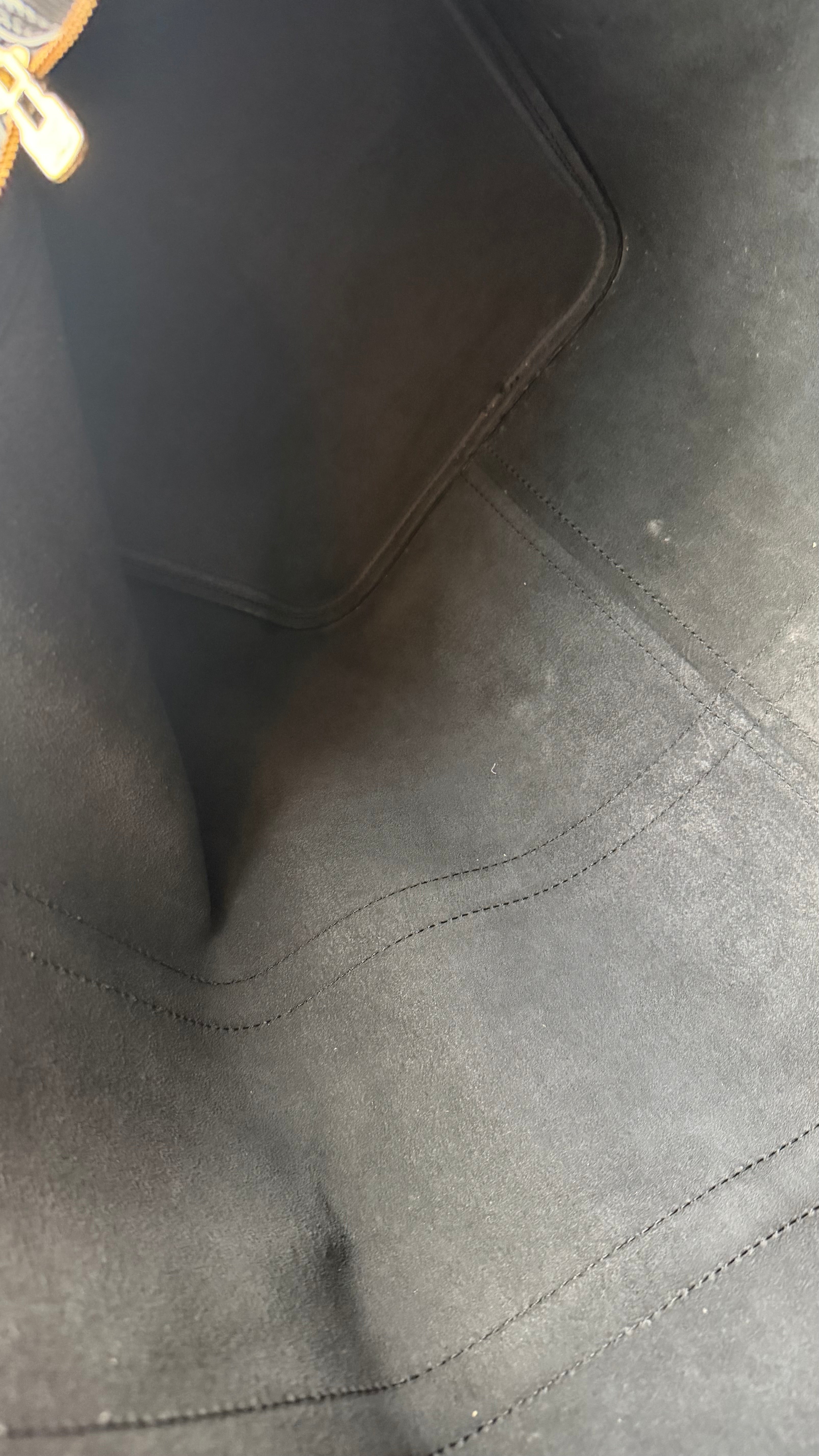 Louis Vuitton Keepall Epi-Leather