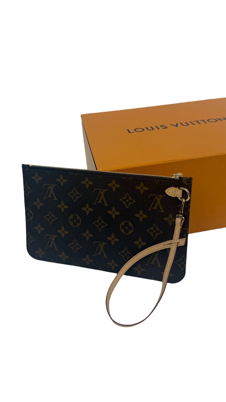 Louis Vuitton Pochette Bag Classic Monogram