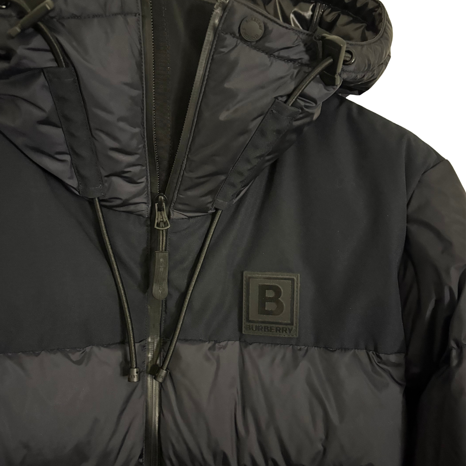 Burberry Puffer Jacket / S