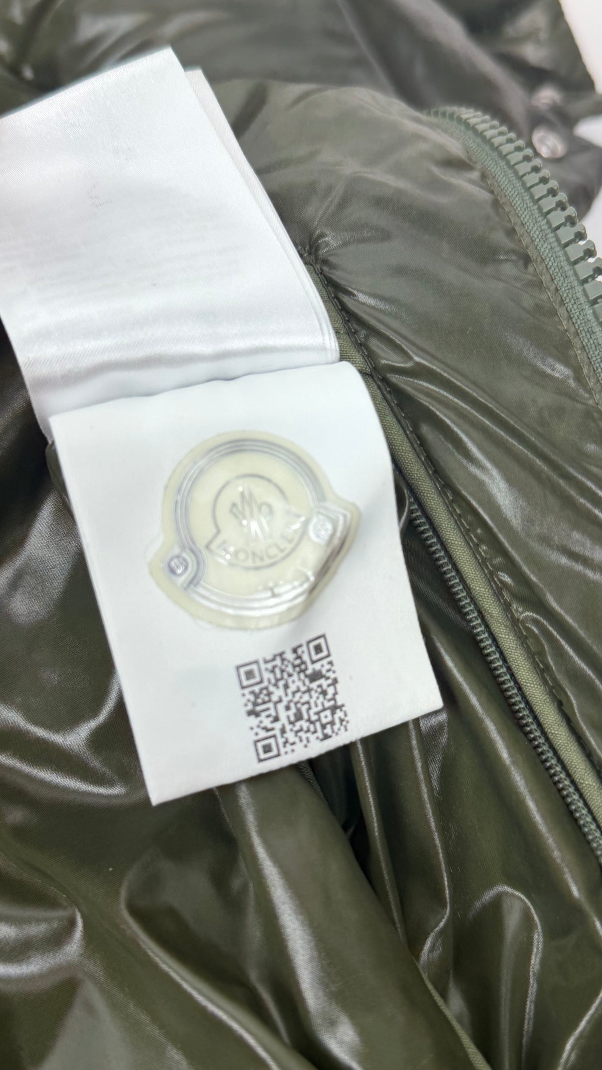 Moncler Hooded Jacket Khaki Green / 2