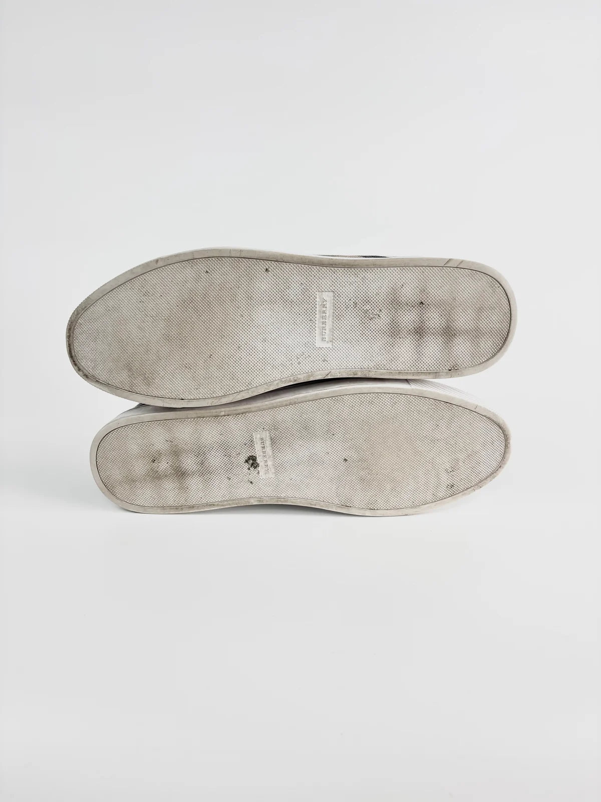 Burberry Classic Checked Monogram Sneakers / 46