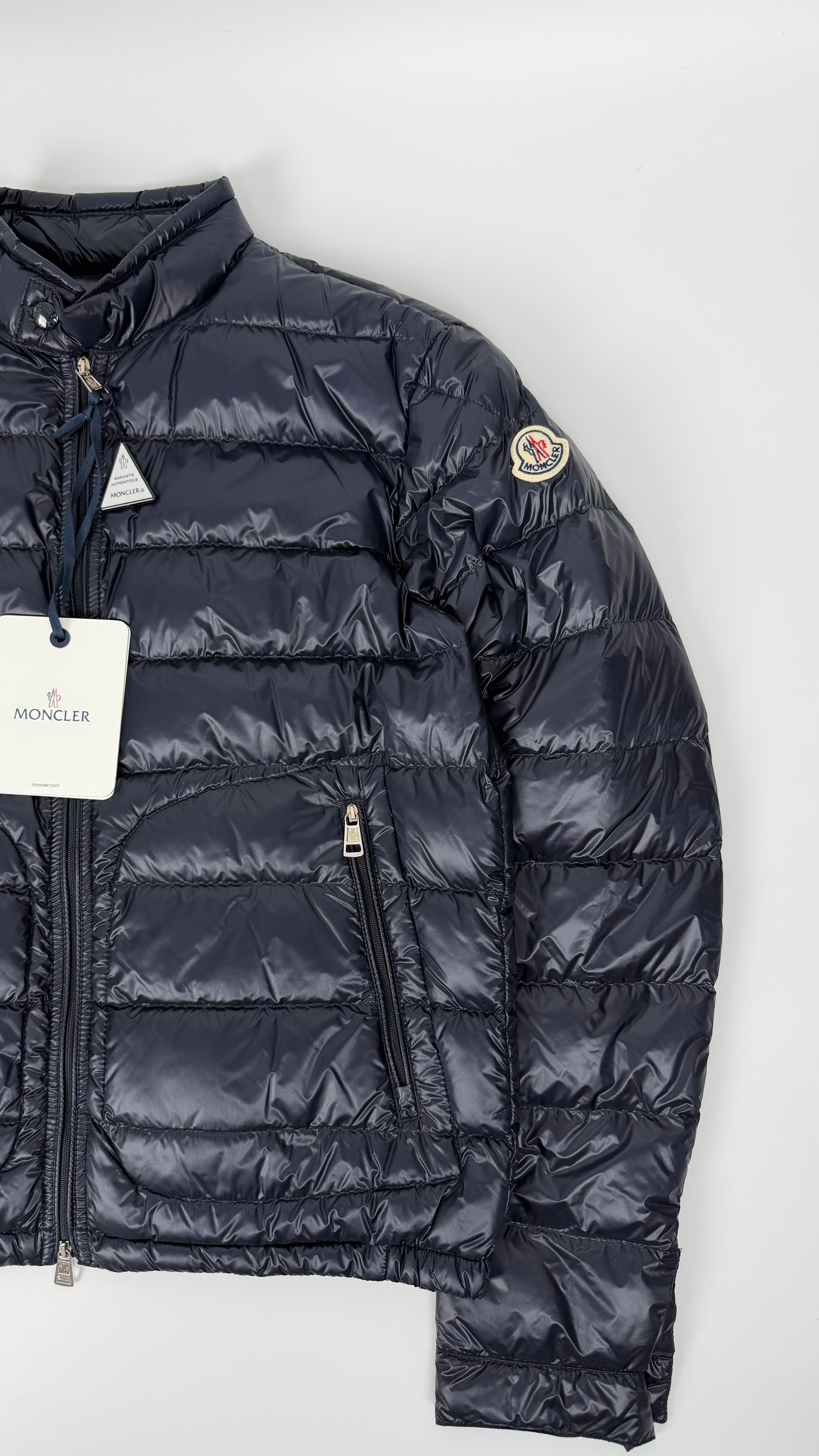 Moncler Acorus Jacket Navy Blue (M)
