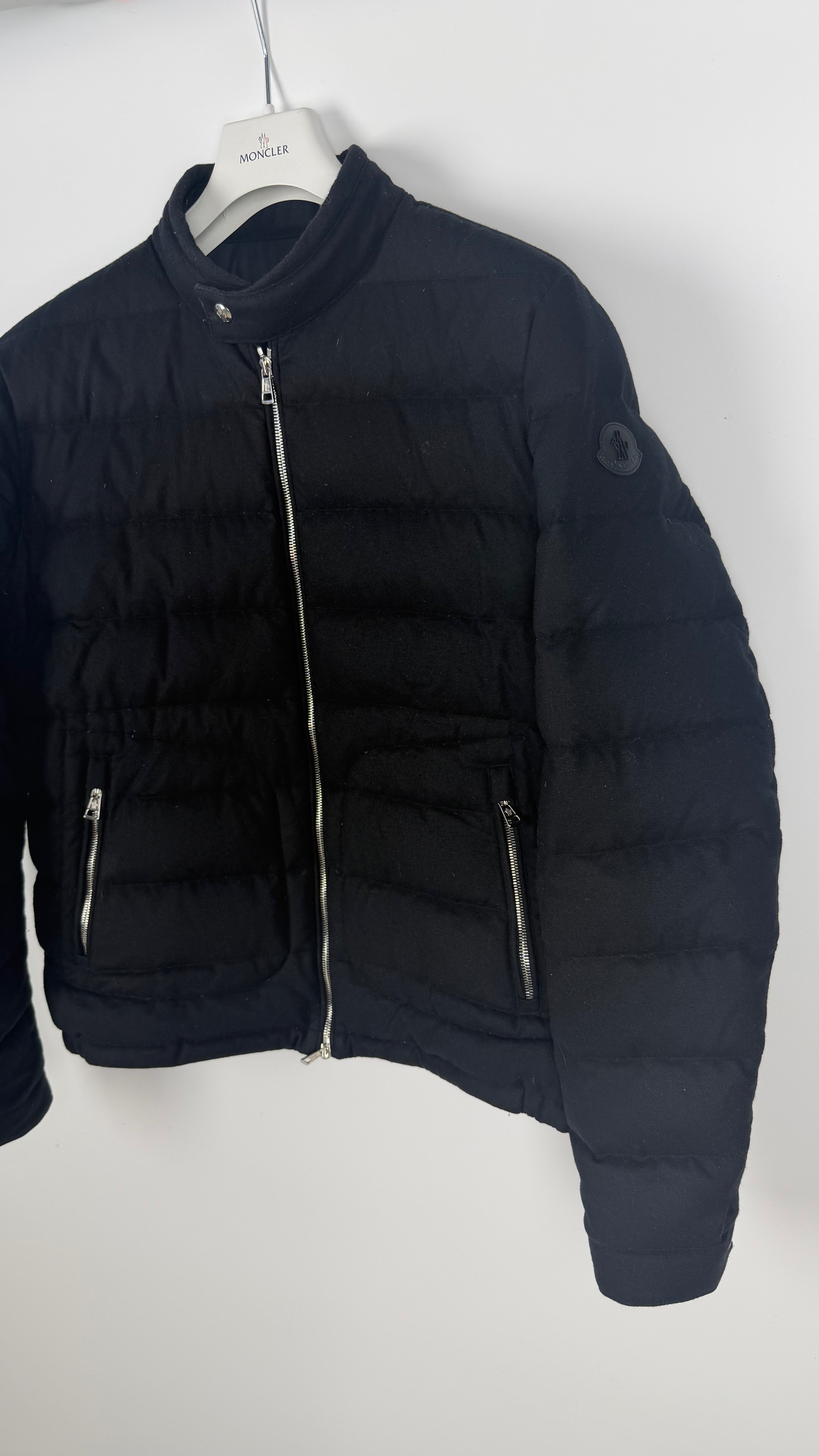 Moncler Cashmere Acorus Black