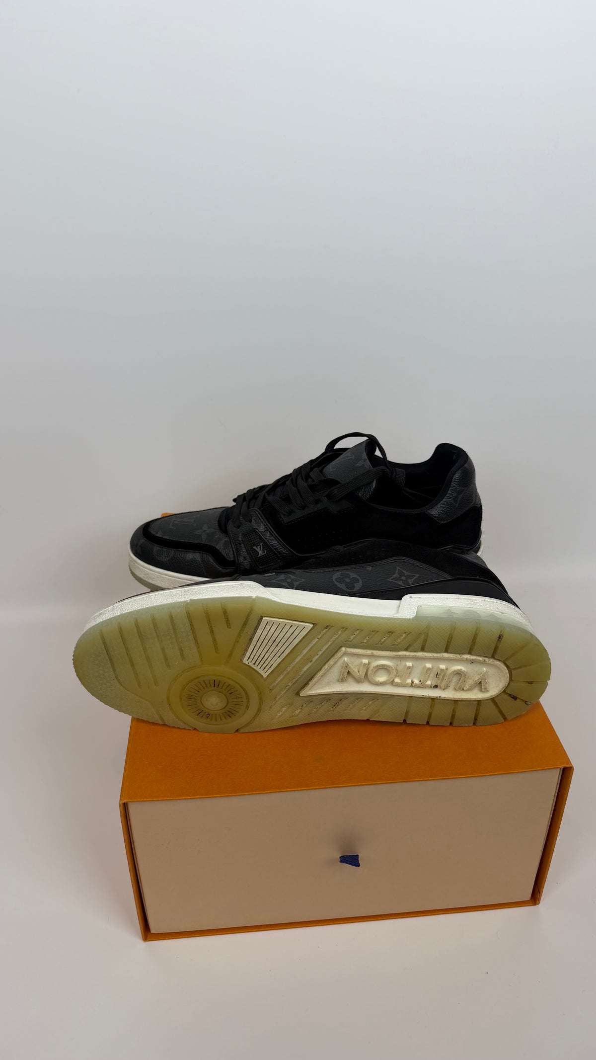 Louis Vuitton Monogram Trainers Black / 43