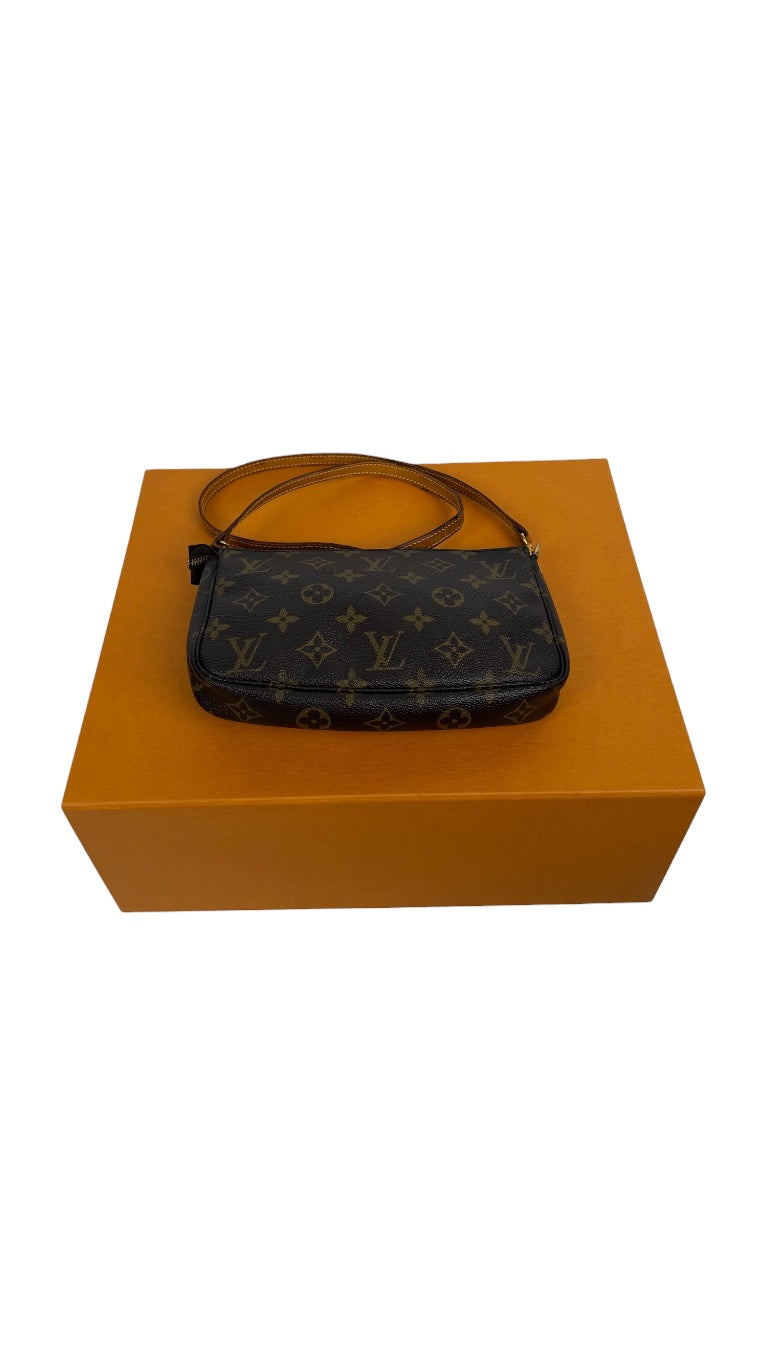 Louis Vuitton Pochette  Accessoires Long Band