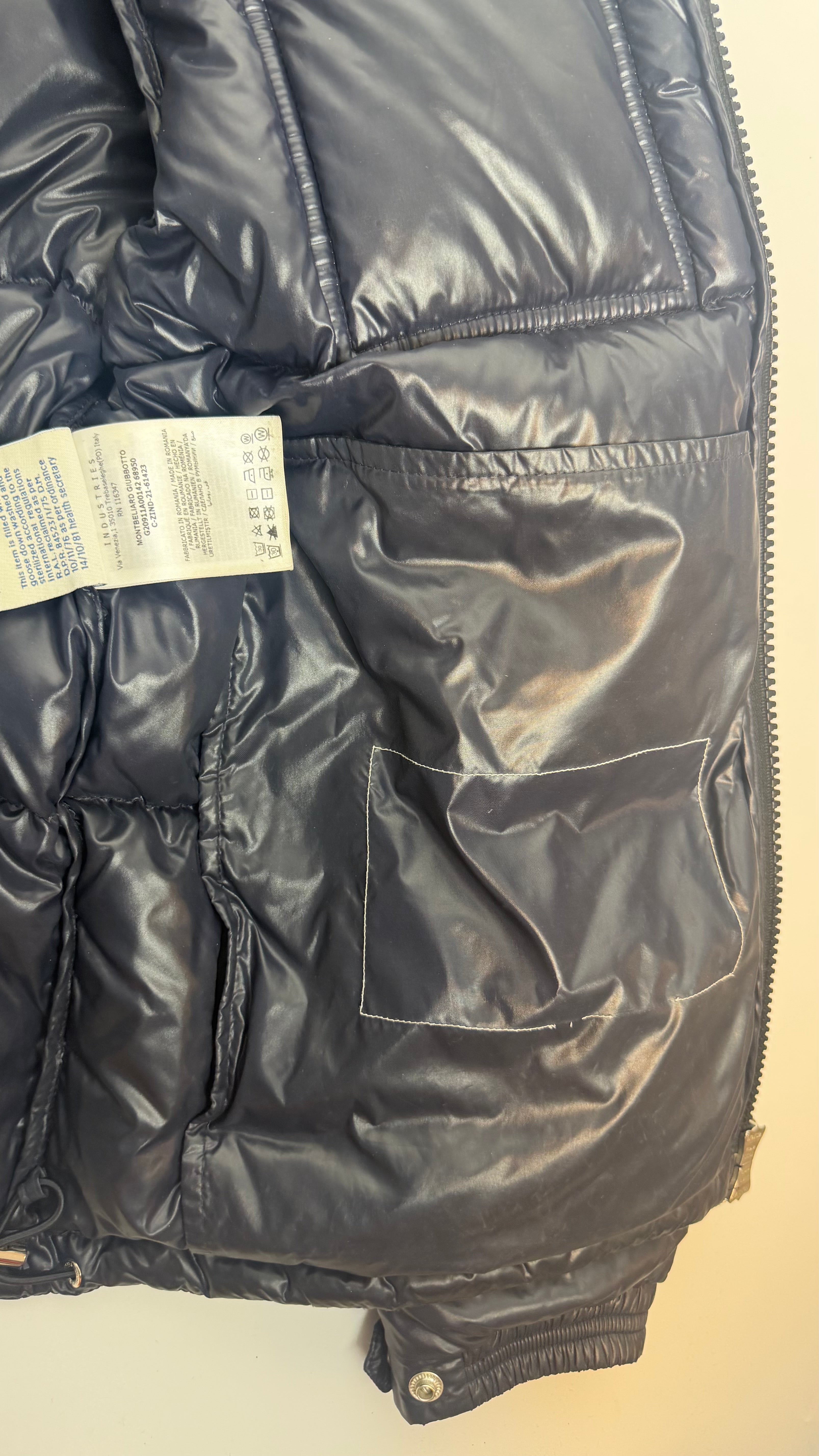 Moncler Mountbiliard Jacket Navy (2)