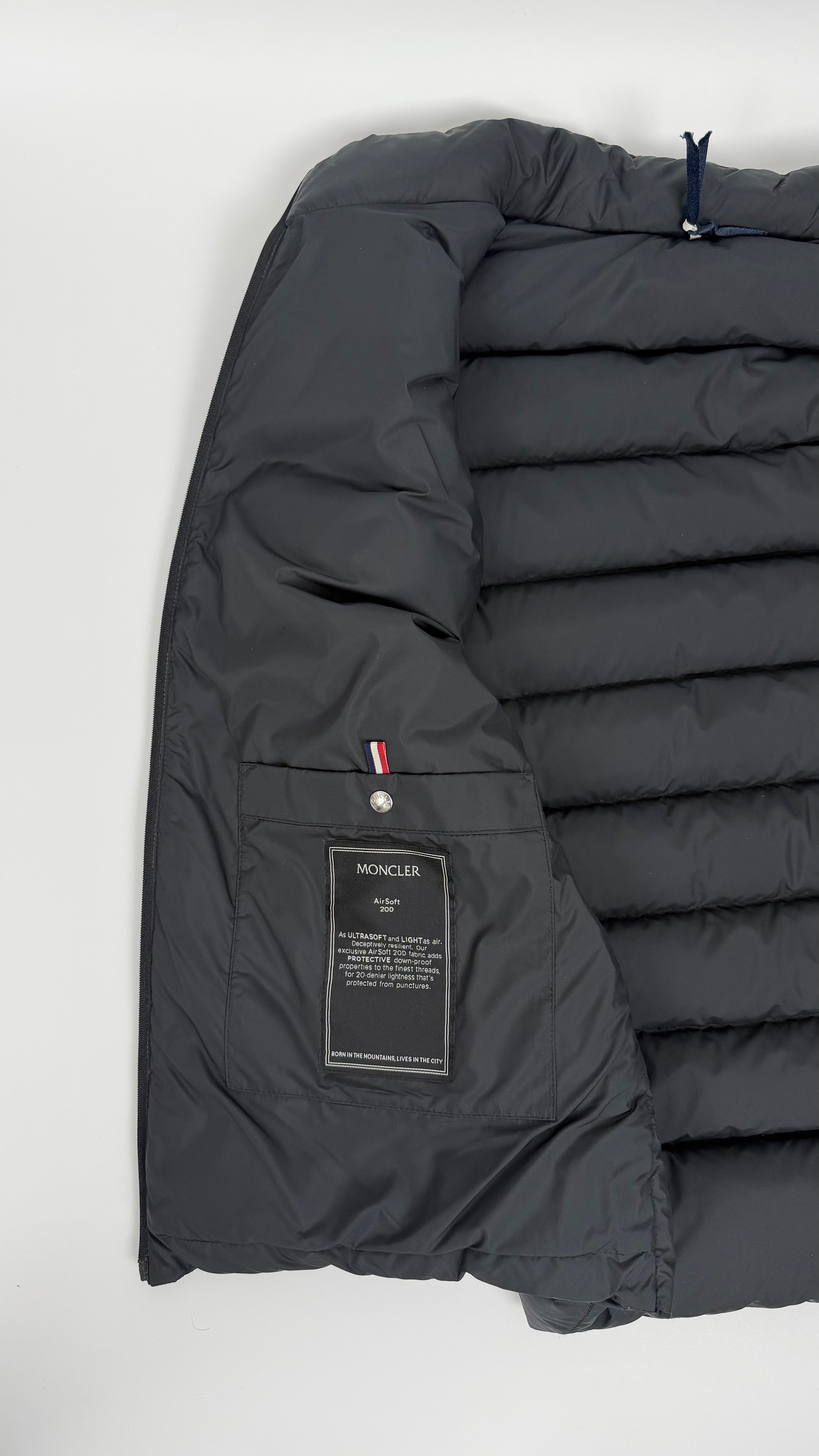 Moncler Lechtal Vest Black (L)