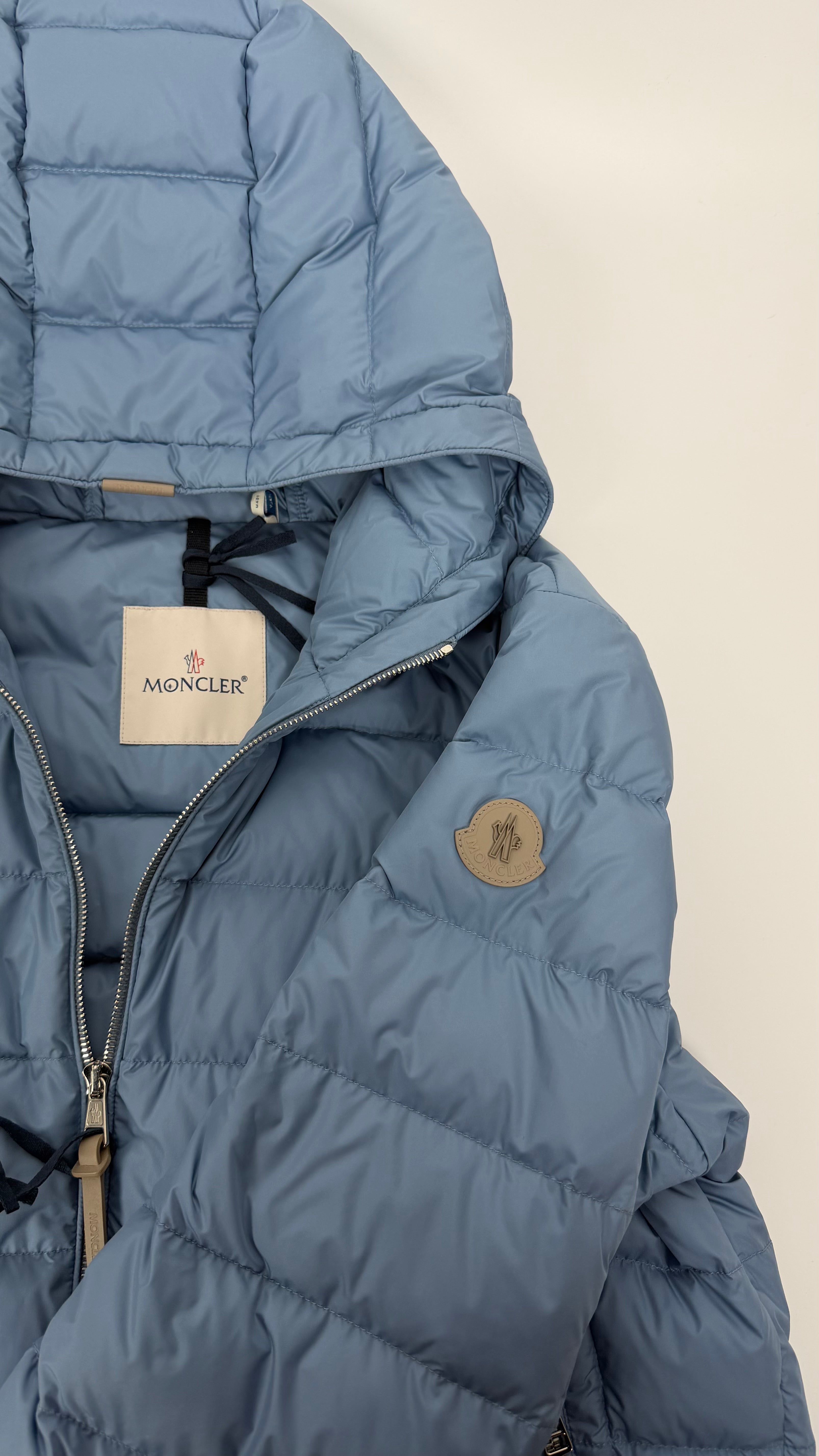 Moncler Sestriere Downjacket Light Blue (L)