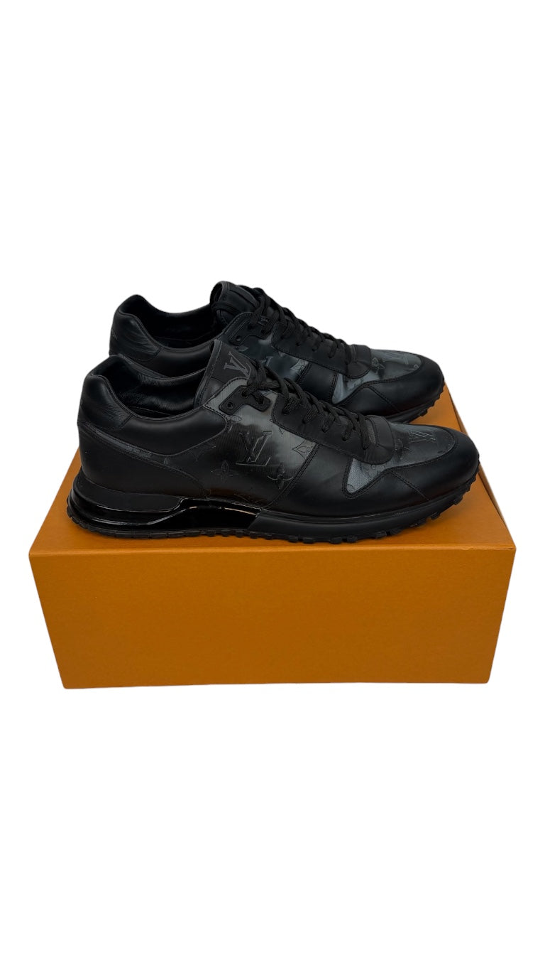 Louis Vuitton Run Away Sneakers Black / 44