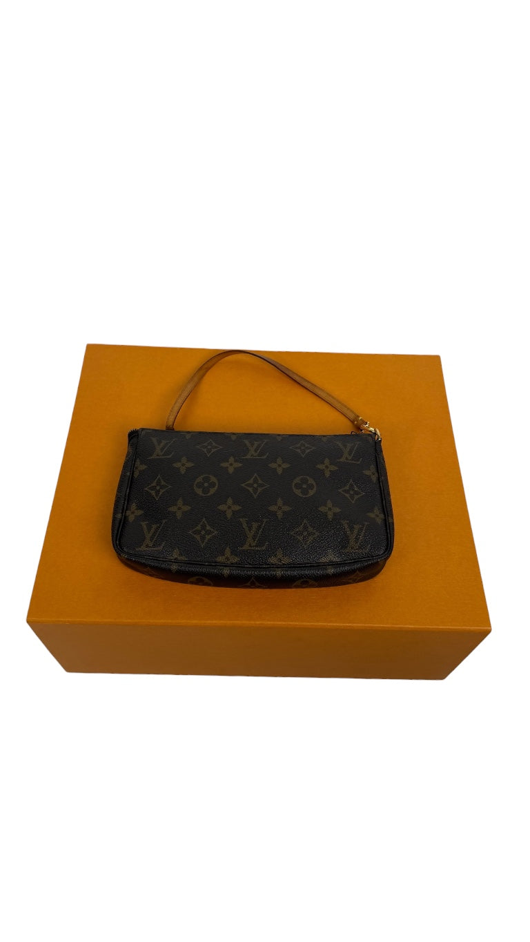 Louis Vuitton Pochette Accessoires