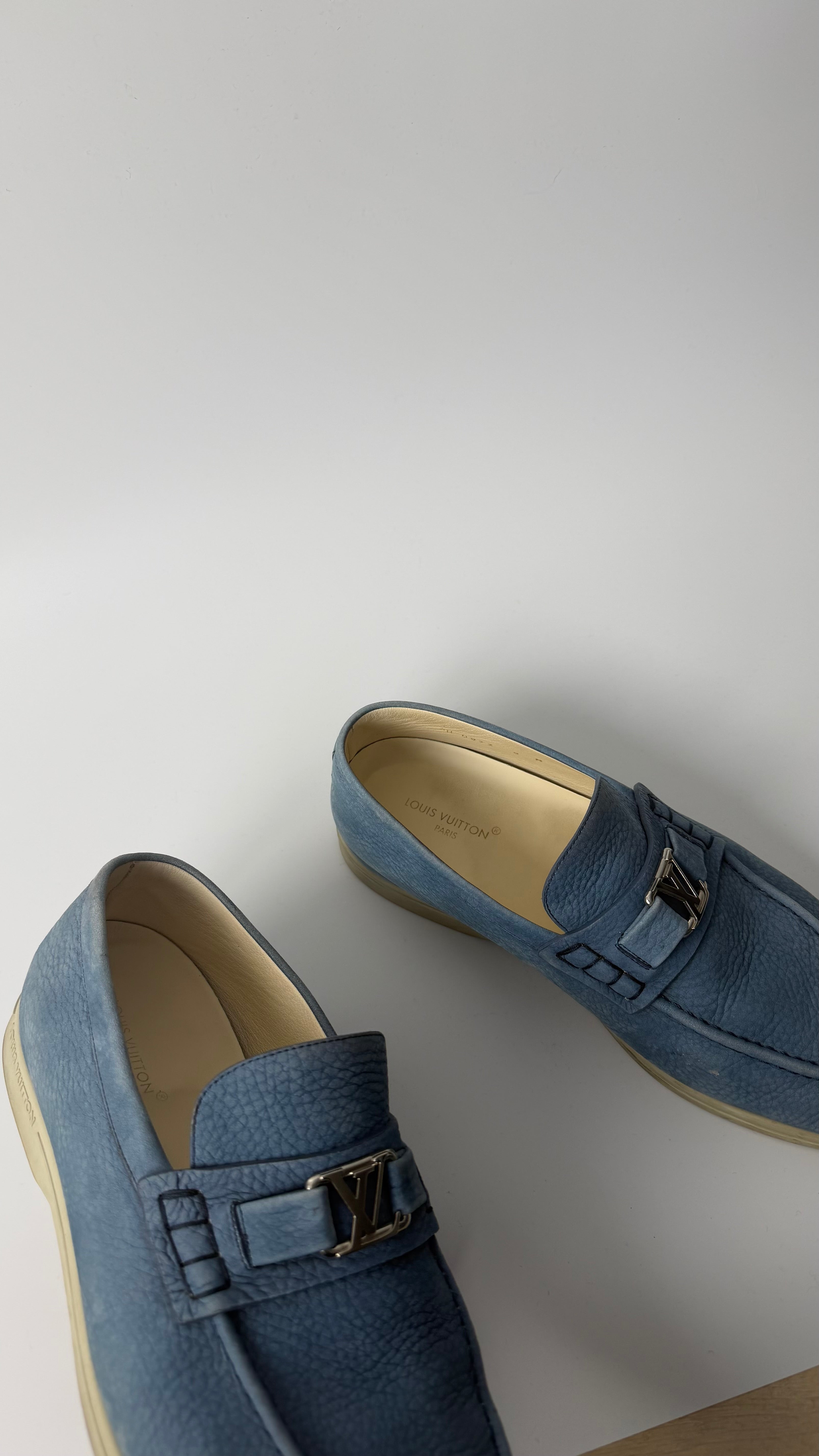 Louis Vuitton Leather Boat Loafers  blue(43)