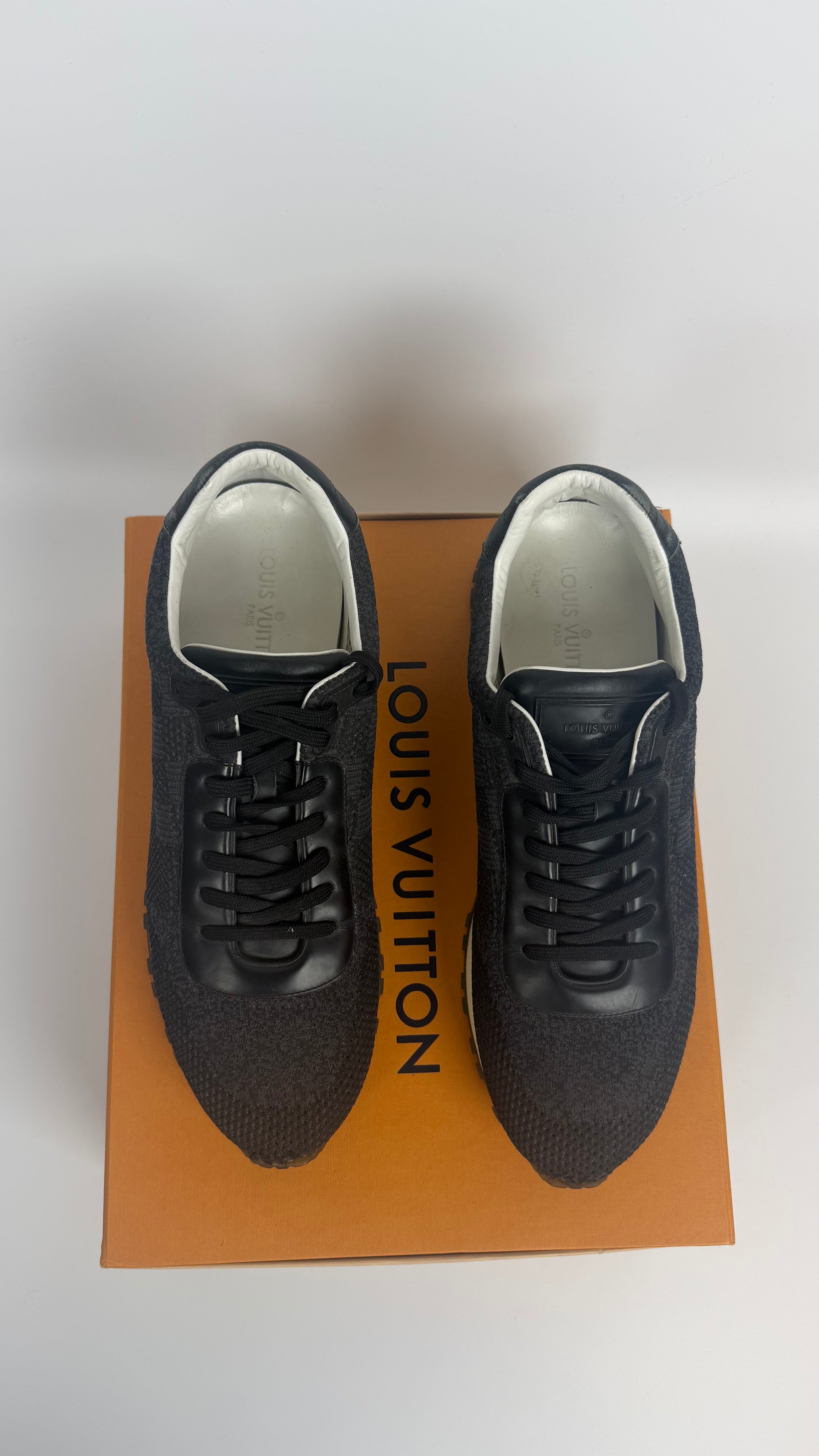 Louis Vuitton Monogram Sneakers / 42.5