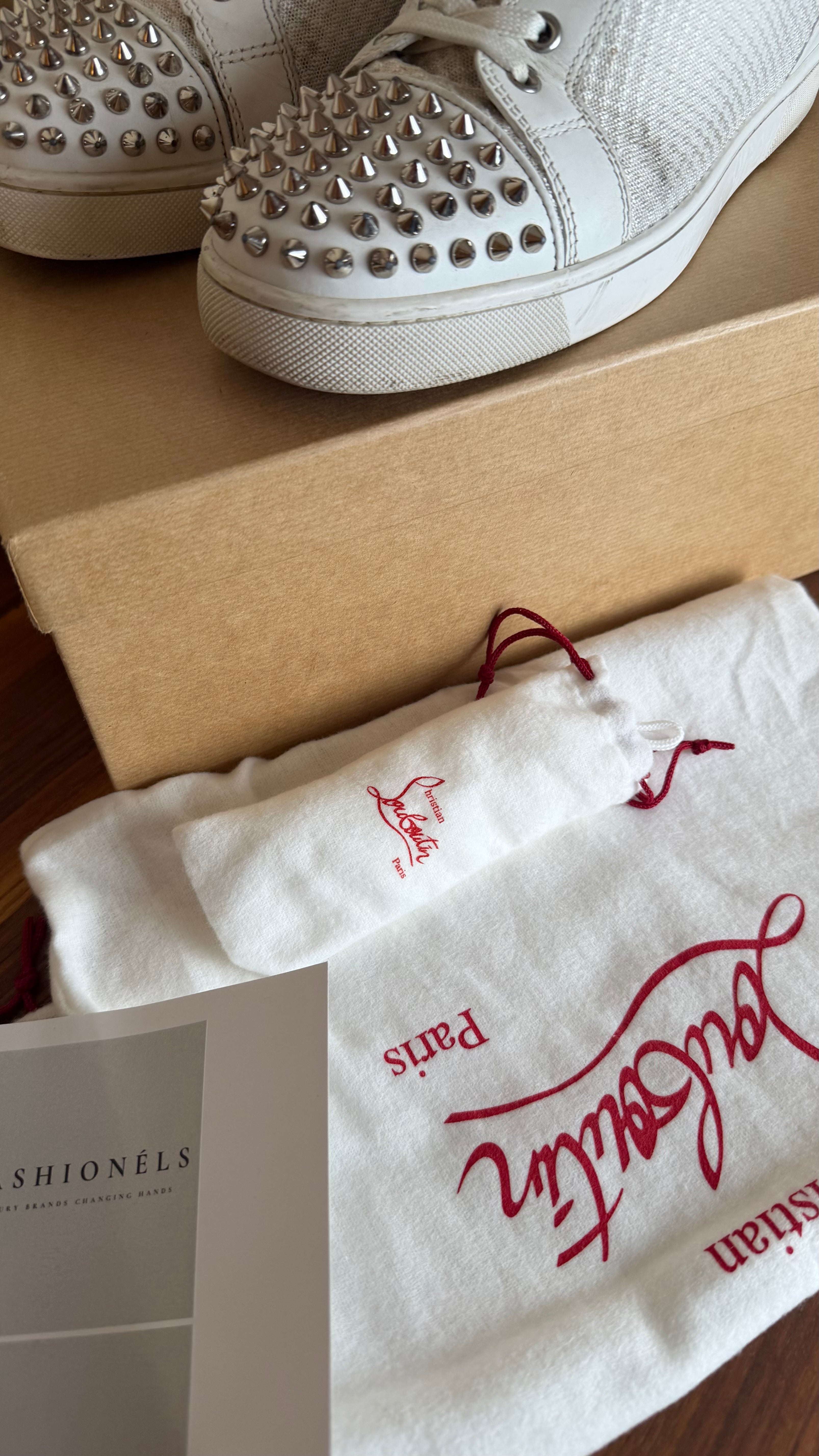 Christian Louboutin Junior spike