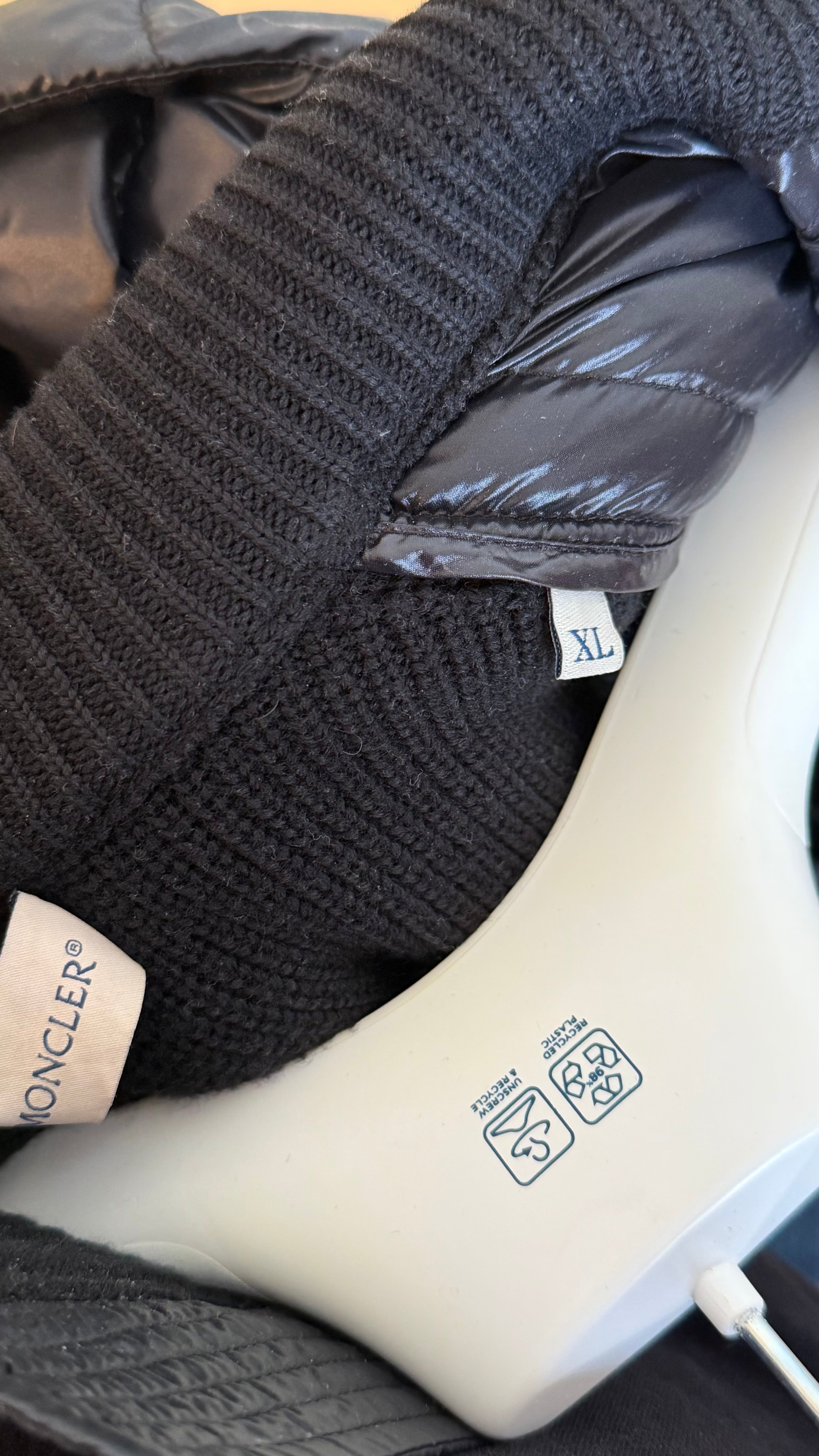 Moncler Tricot Cardigan Black