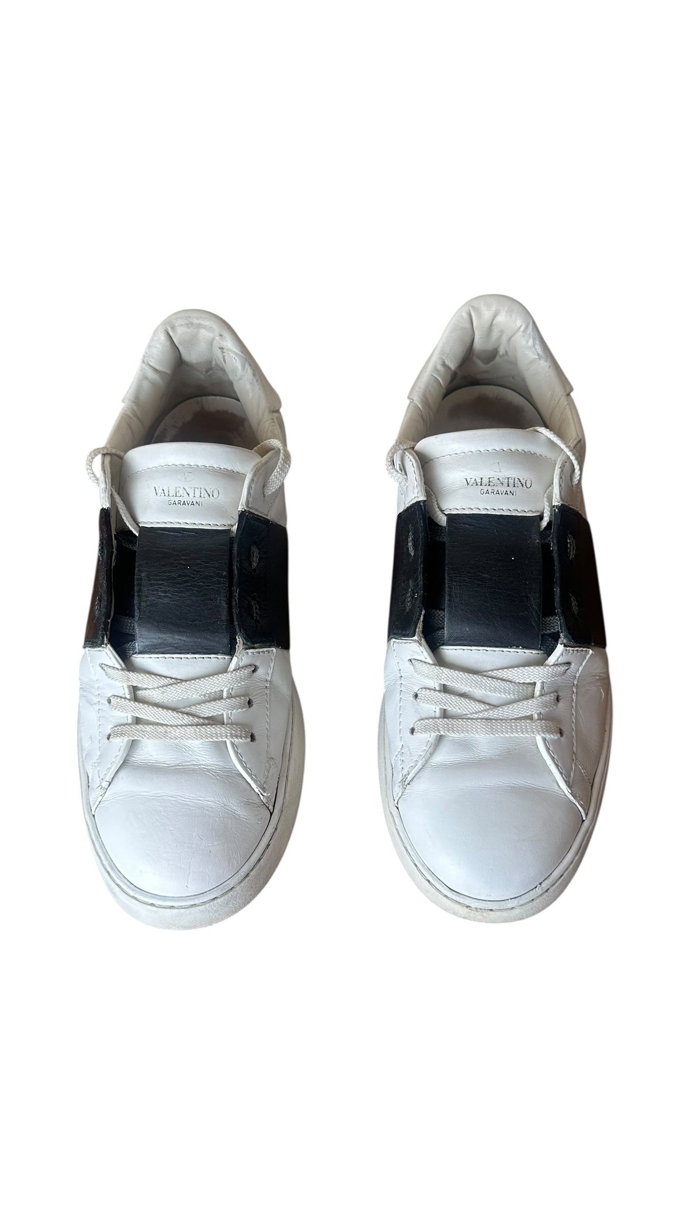 Valentino open