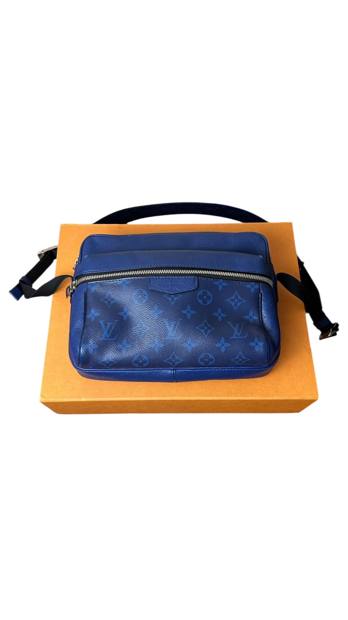 Louis Vuitton Outdoor Bag