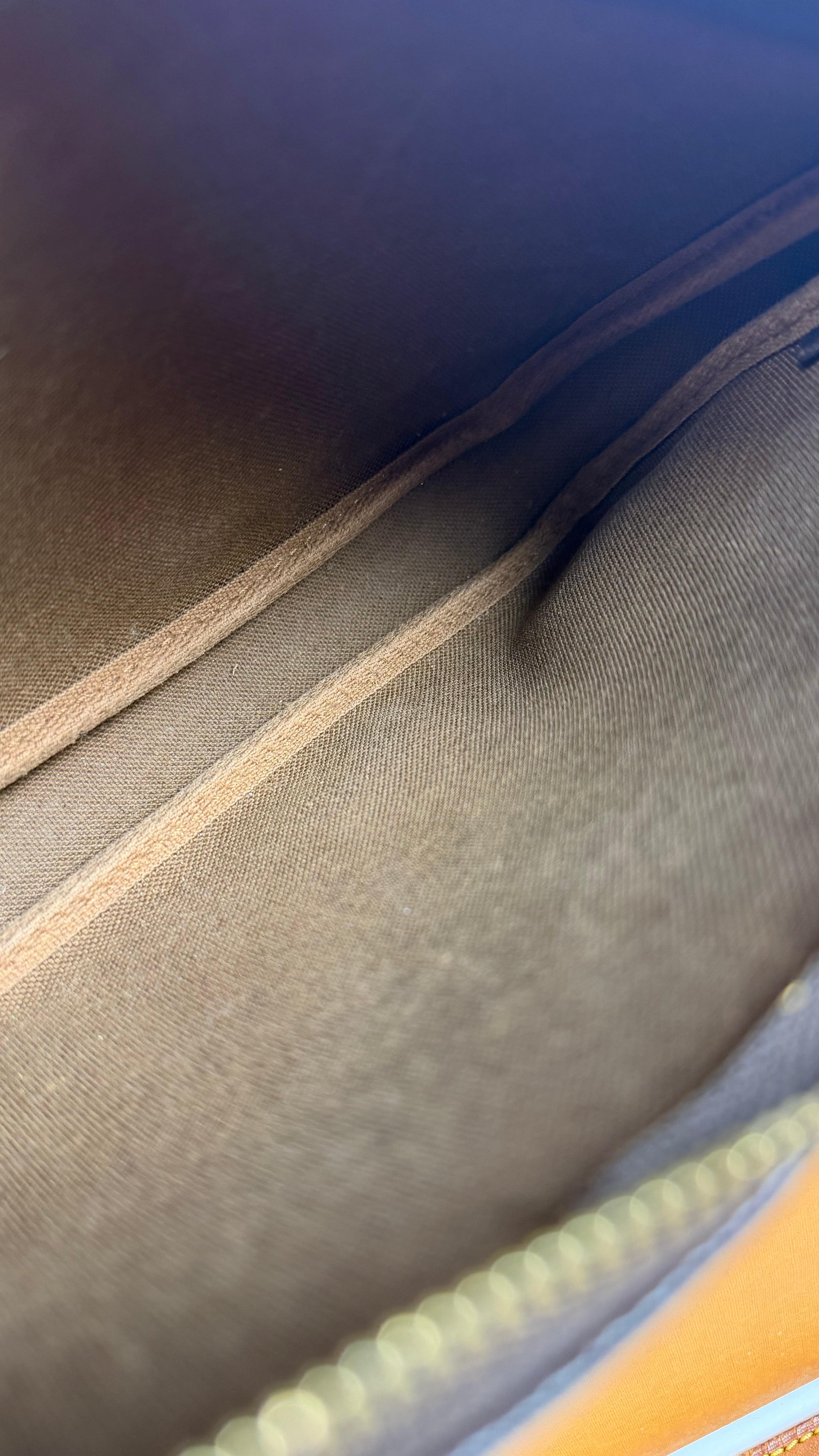 Louis Vuitton Pochette  Accessoires Long Band