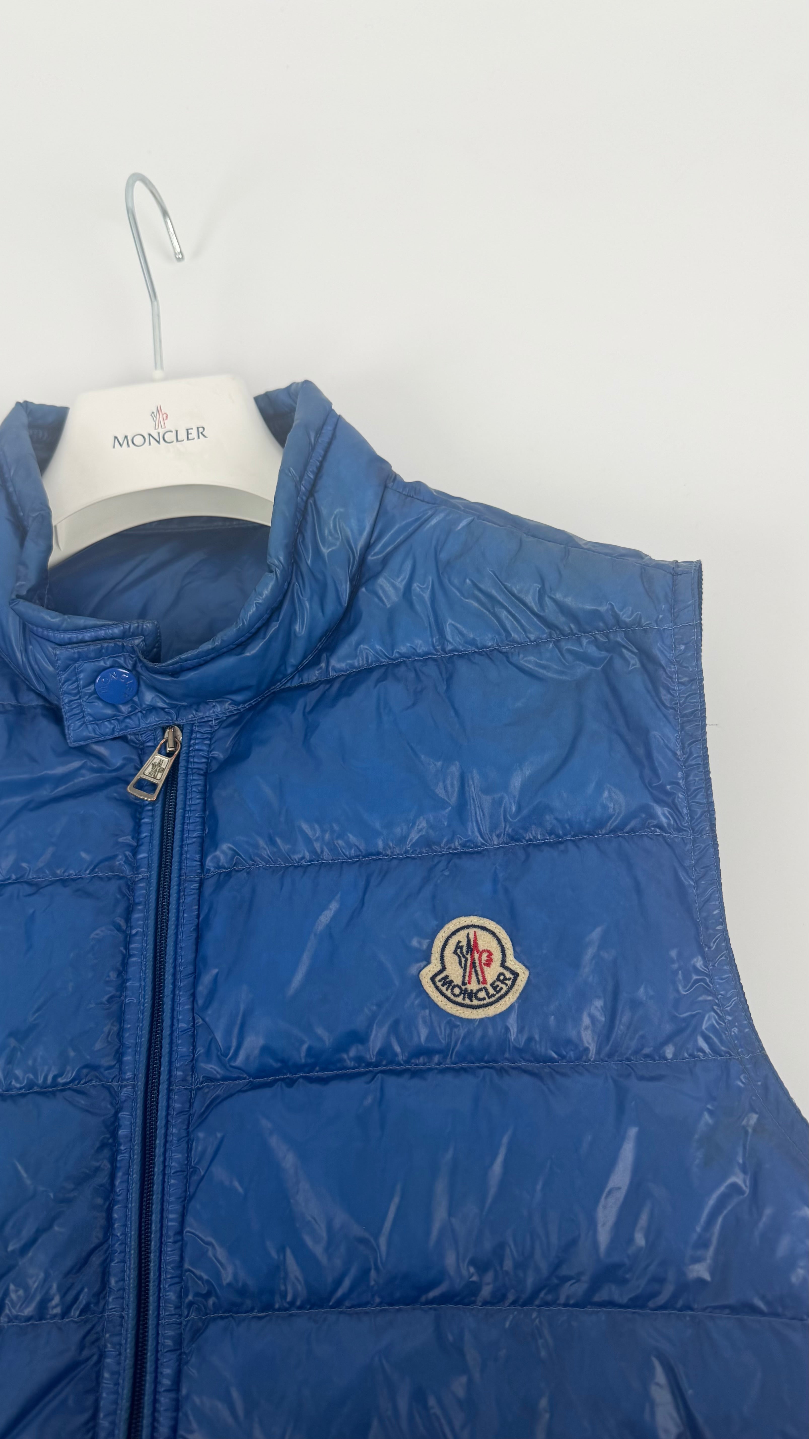 Moncler Gui Vest Royale Blue (M)