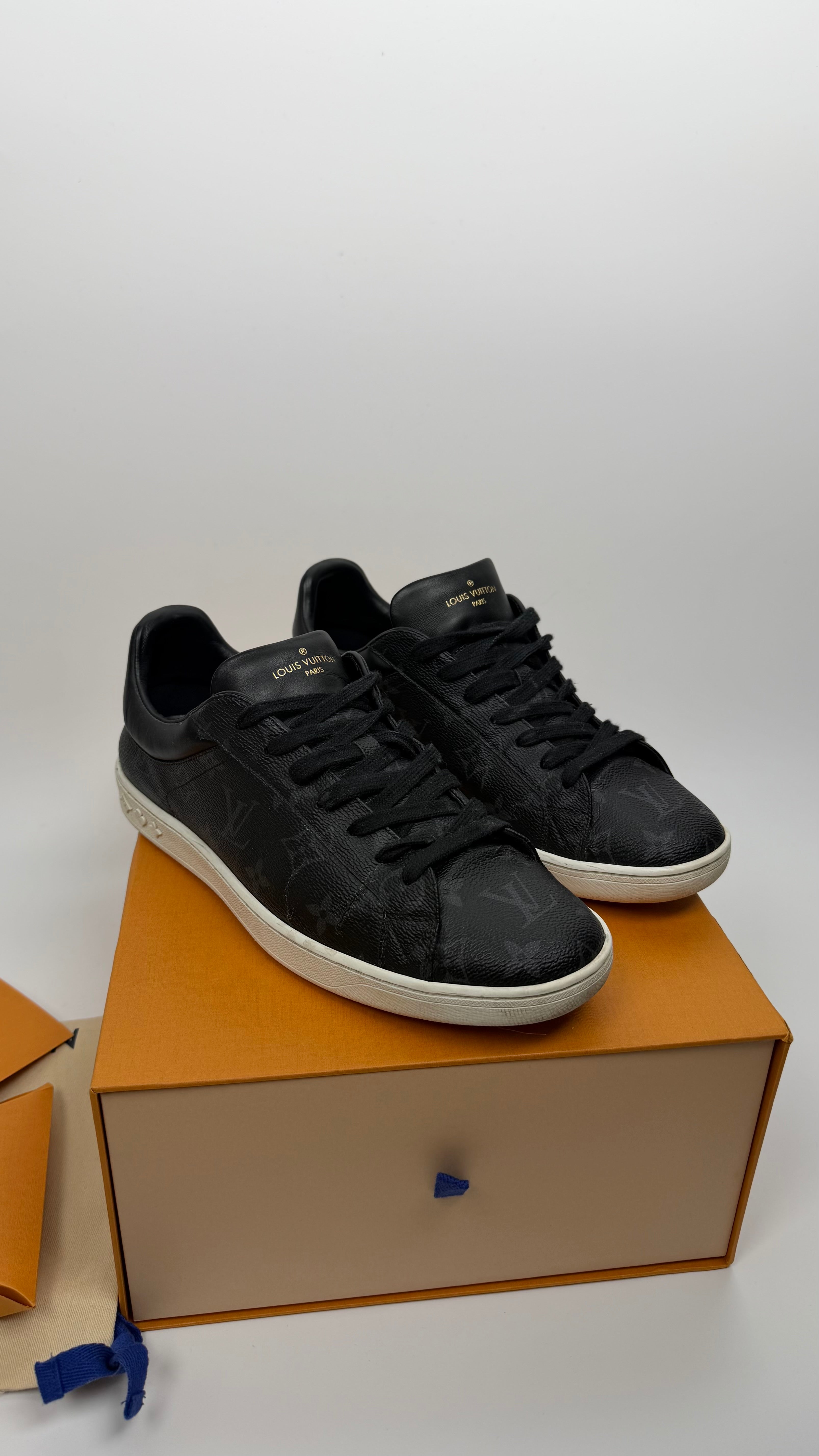 Louis Vuitton Luxemburg Sneakers (41)