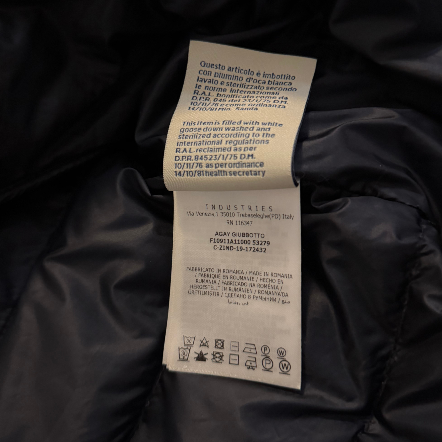 Moncler Agay Down Jacket / 4