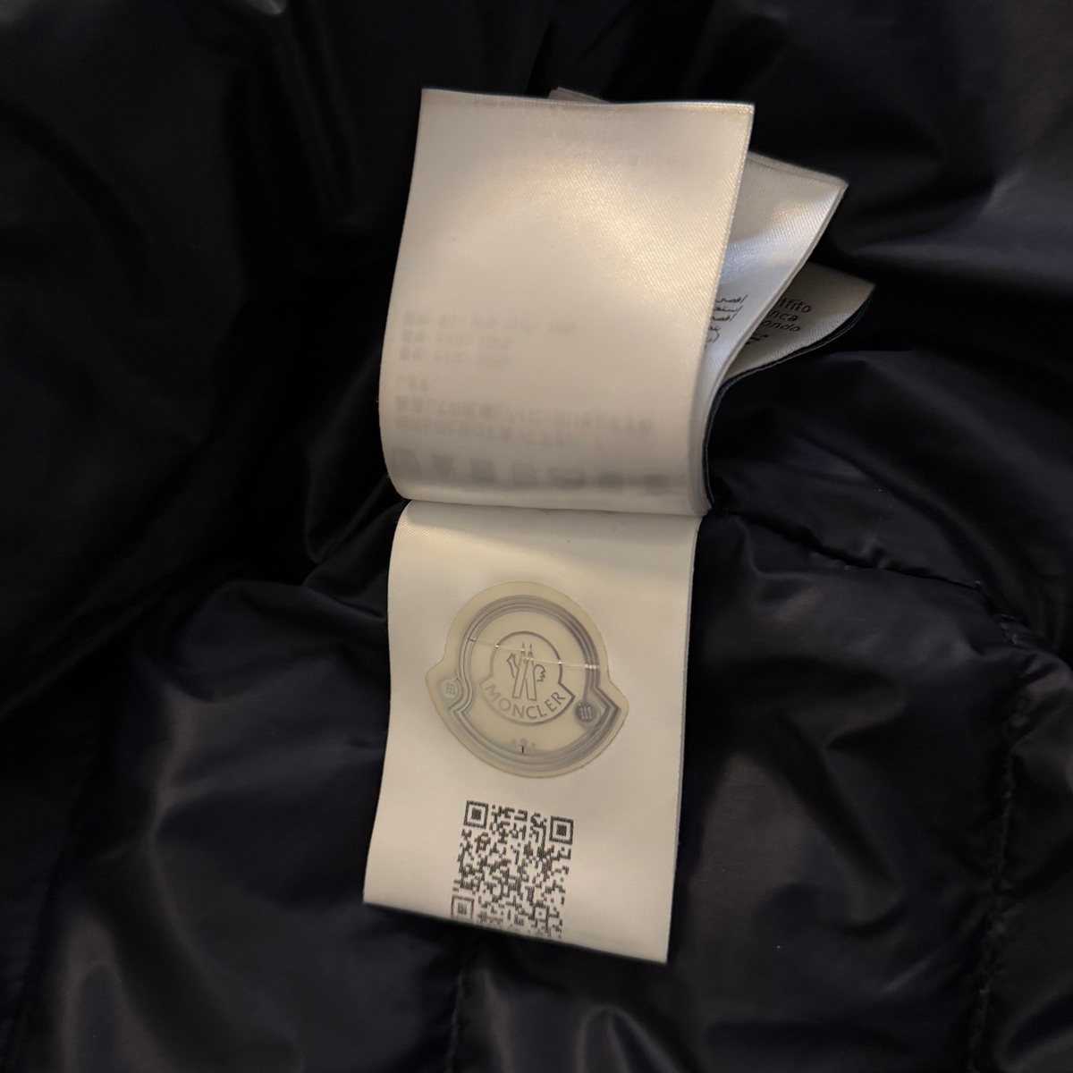 Moncler Agay Down Jacket / 4